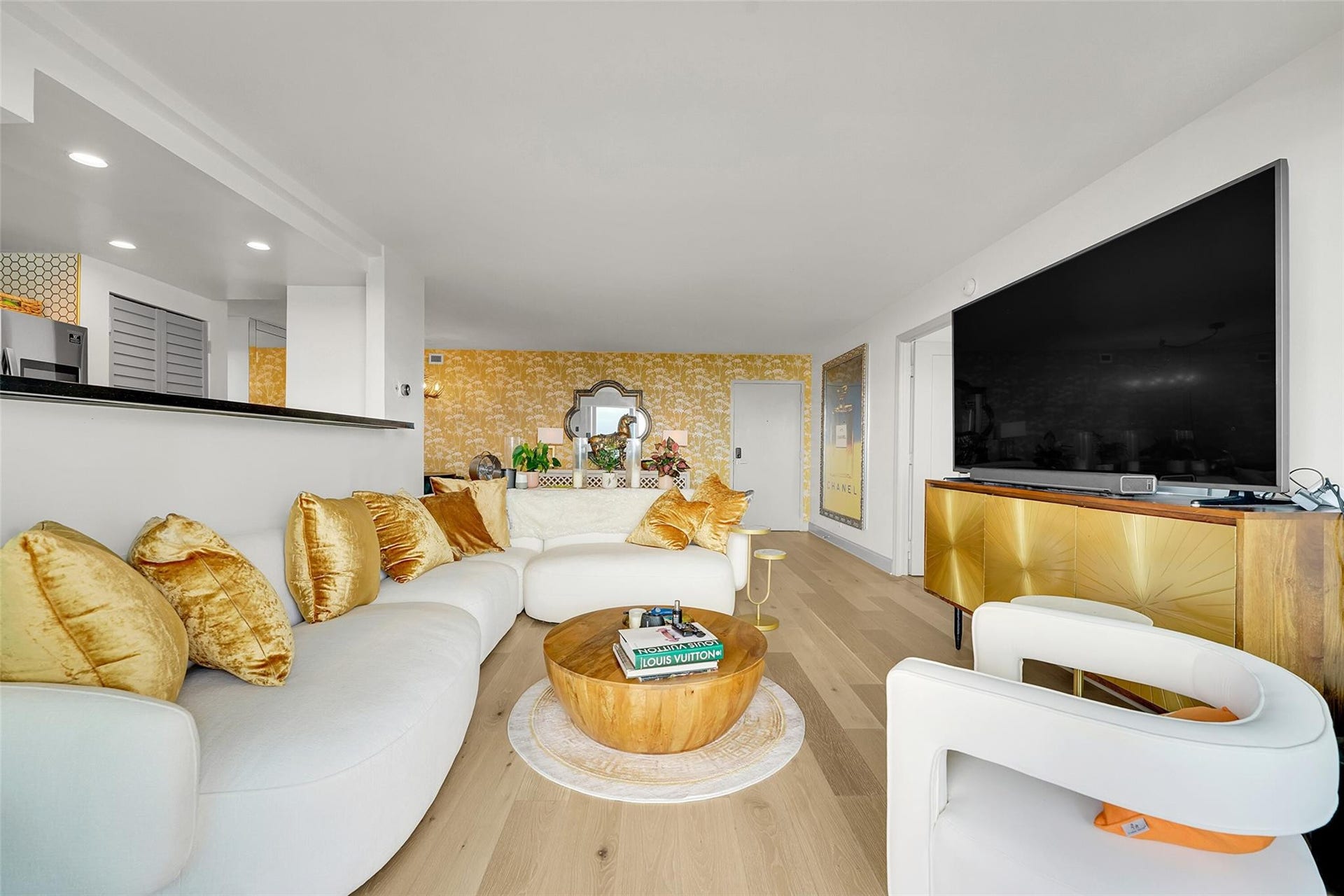 2841 N Ocean Boulevard, #1004, Fort Lauderdale, Fort Lauderdale, FL 33308 Photo 3