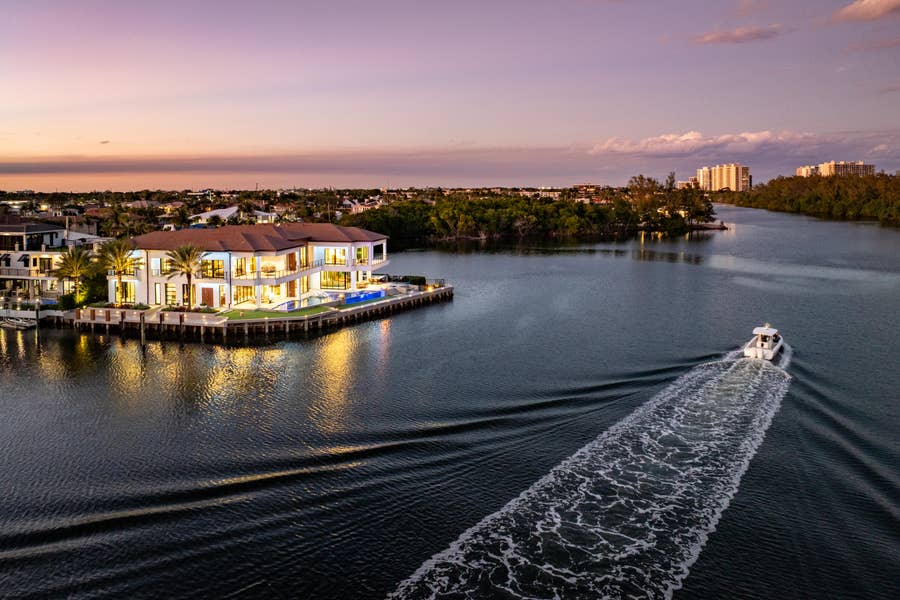 Property photo for 2934 NE 8th Avenue, Boca Raton, FL