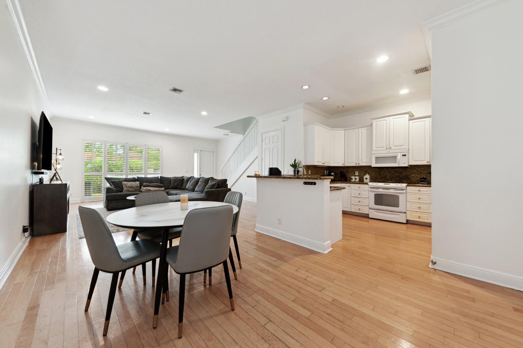 1416 NE 4th Court, #1416, Fort Lauderdale, Fort Lauderdale, FL 33301 Photo 6