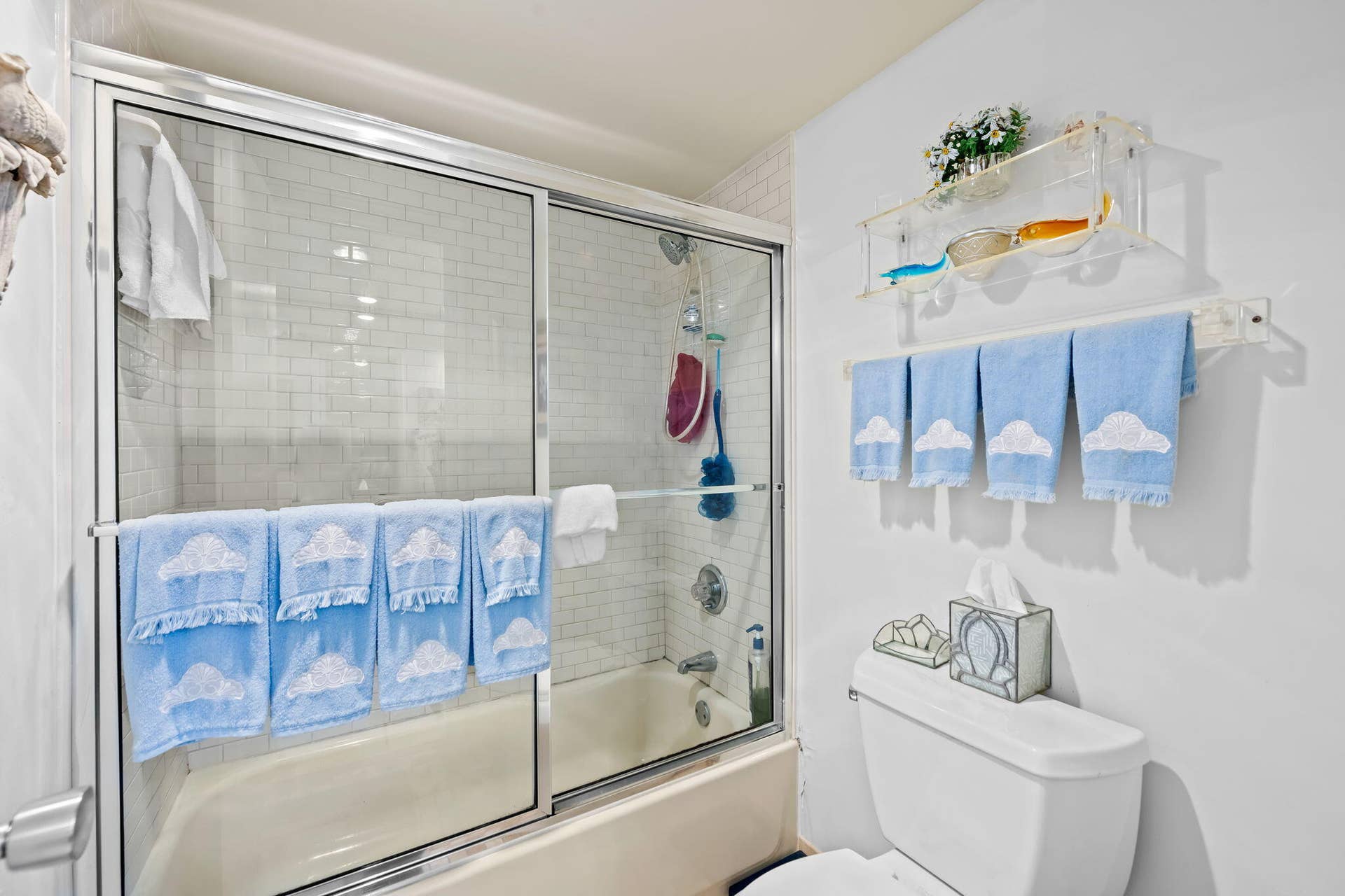 3960 Oaks Clubhouse Drive, #304, Pompano Beach, FL 33069 17-web-or-mls-DSC_9975