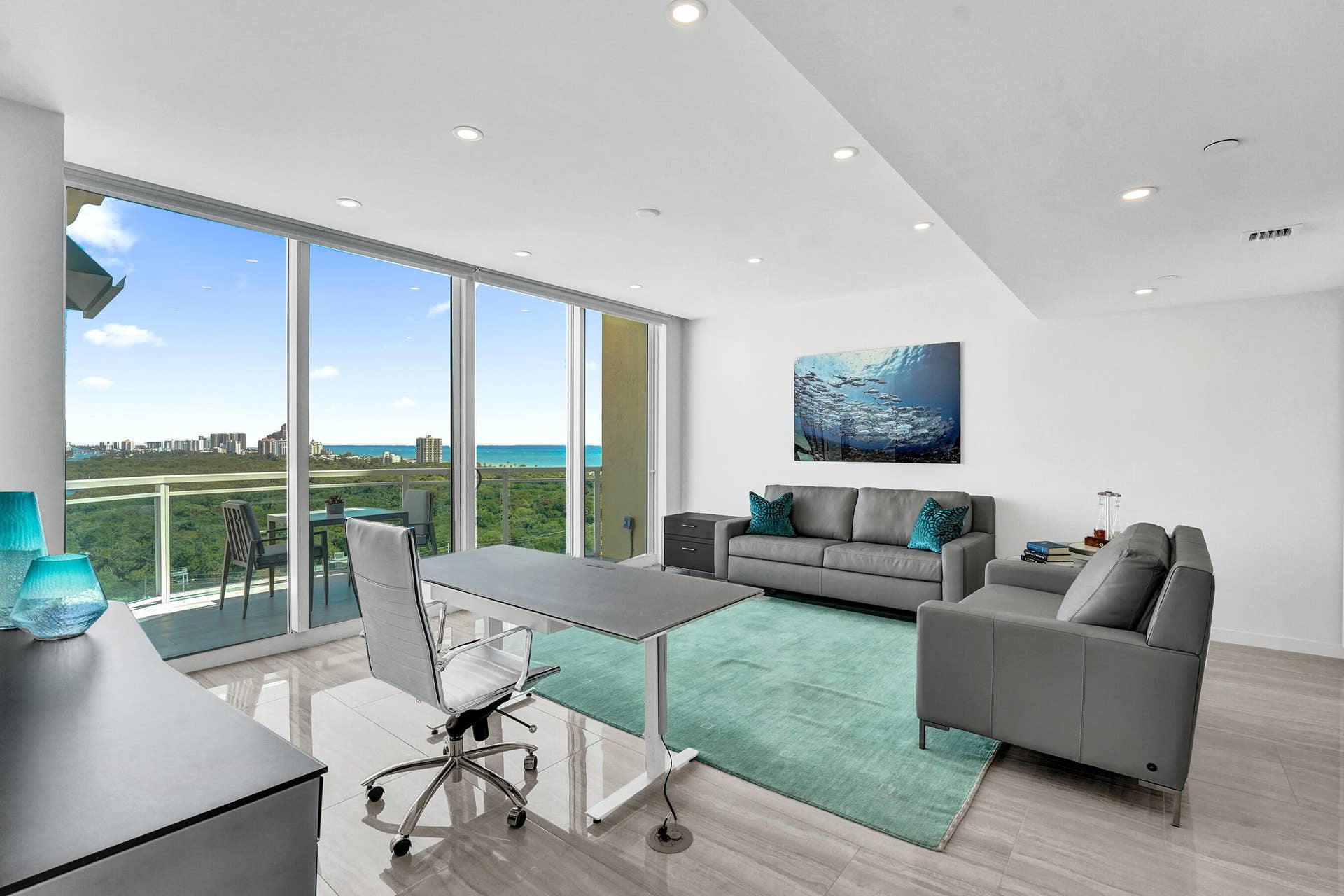 2845 NE 9th Street, #Ph5, Fort Lauderdale, FL 33304 DSC06484