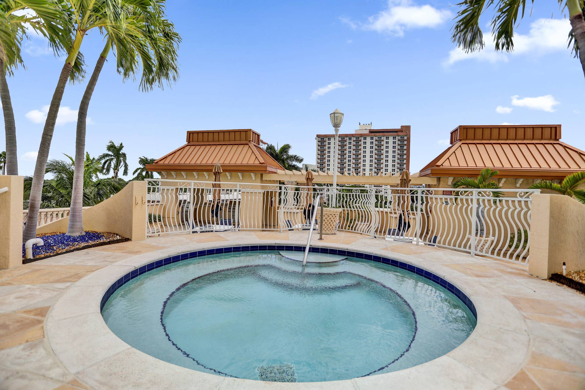 2845 NE 9th Street, #Ph5, Fort Lauderdale, FL 33304 3W1A0306