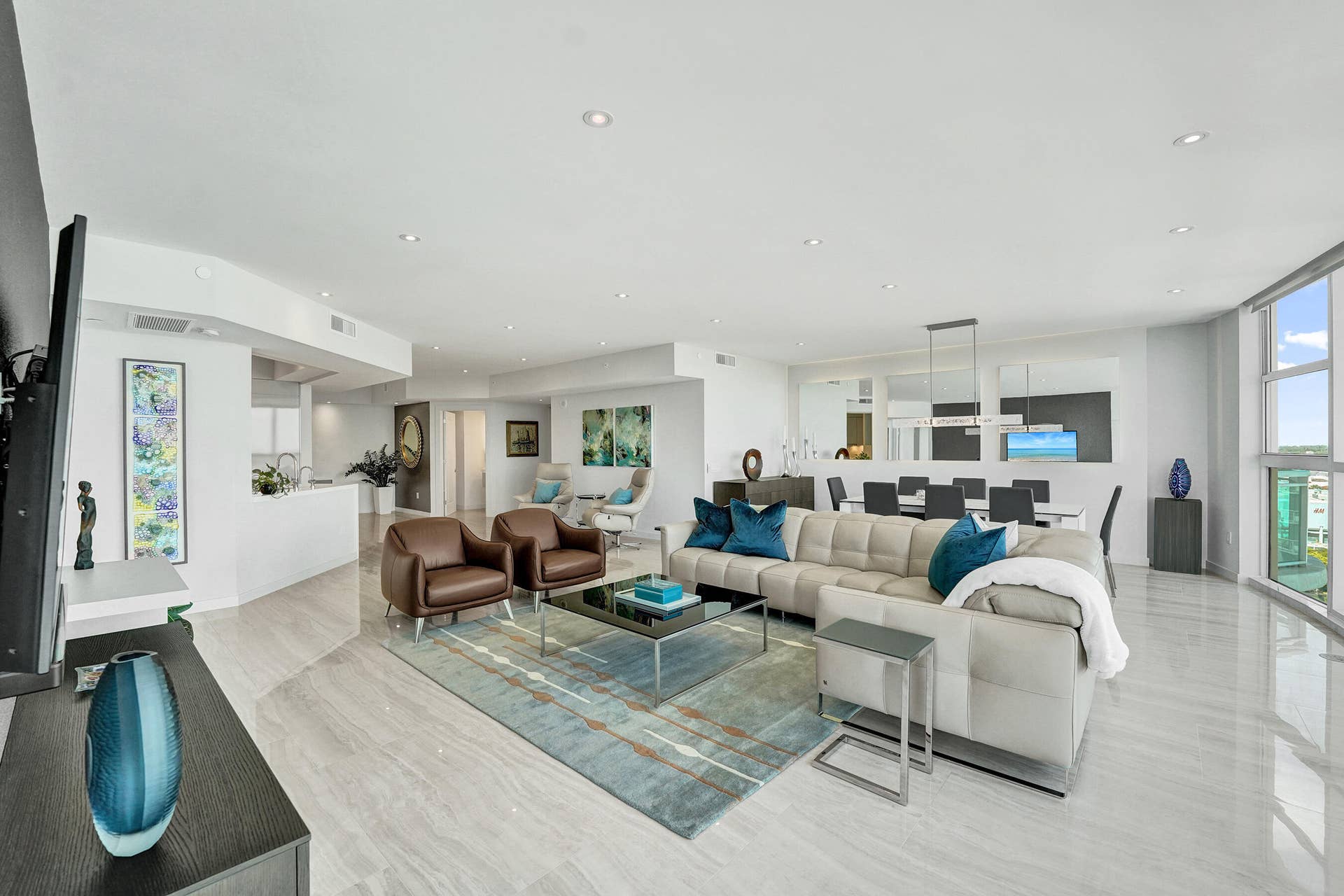 2845 NE 9th Street, #Ph5, Fort Lauderdale, FL 33304 DSC06340