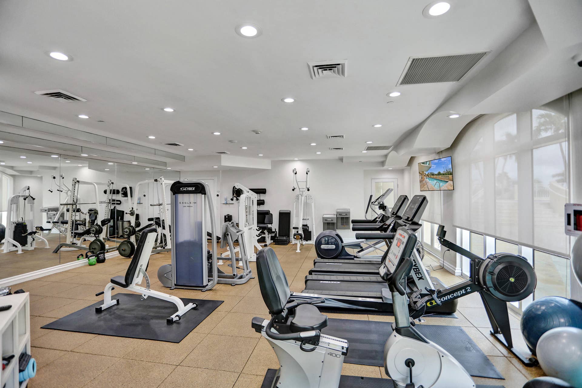 2845 NE 9th Street, #Ph5, Fort Lauderdale, FL 33304 3W1A0300