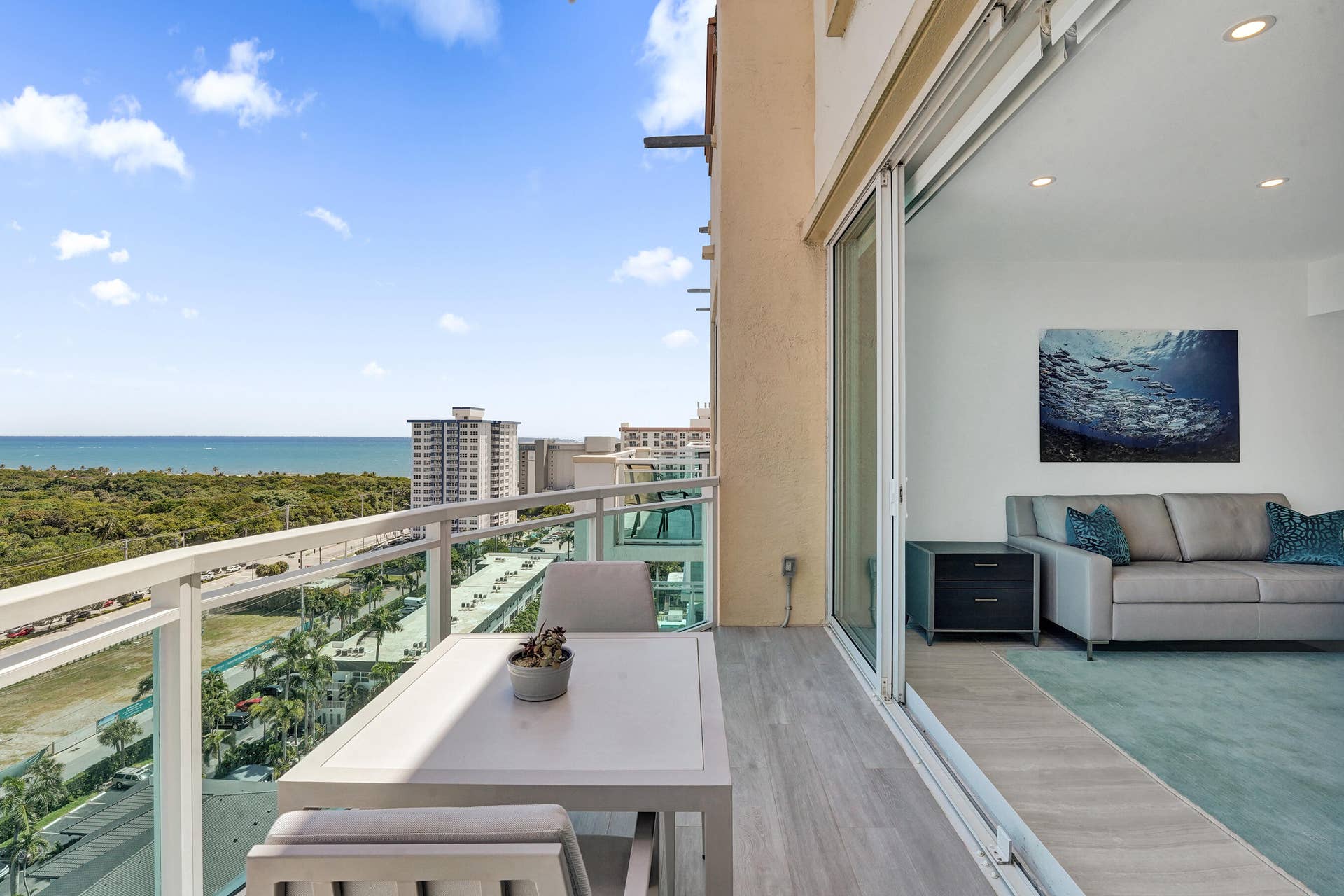 2845 NE 9th Street, #Ph5, Fort Lauderdale, FL 33304 DSC06529