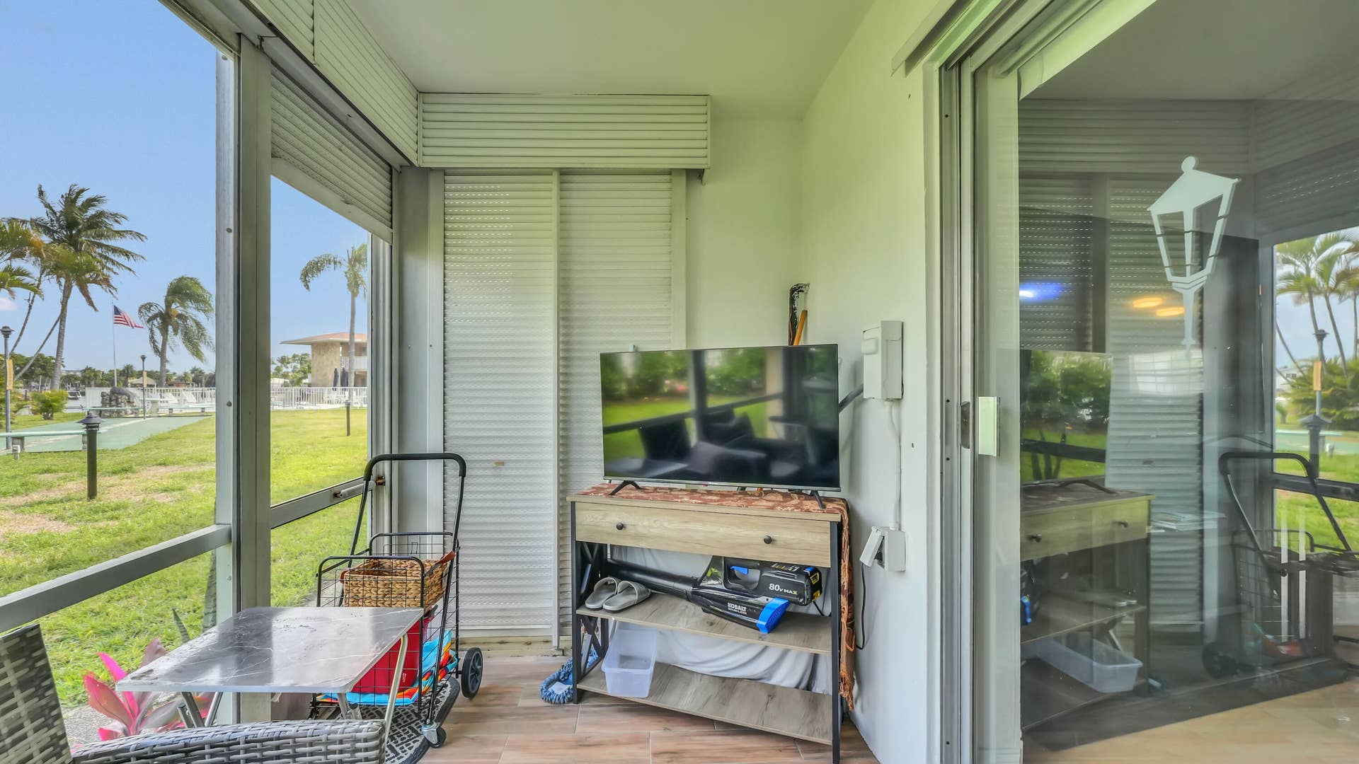 298 SE 6th Avenue, #2, Pompano Beach, FL 33060 PATIO VIEW