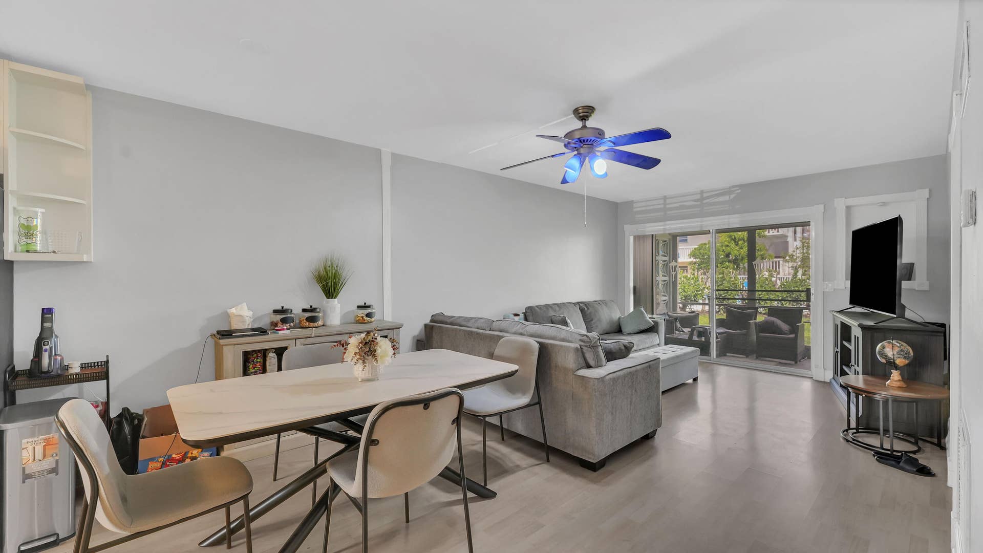 298 SE 6th Avenue, #2, Pompano Beach, FL 33060 LIV DIN