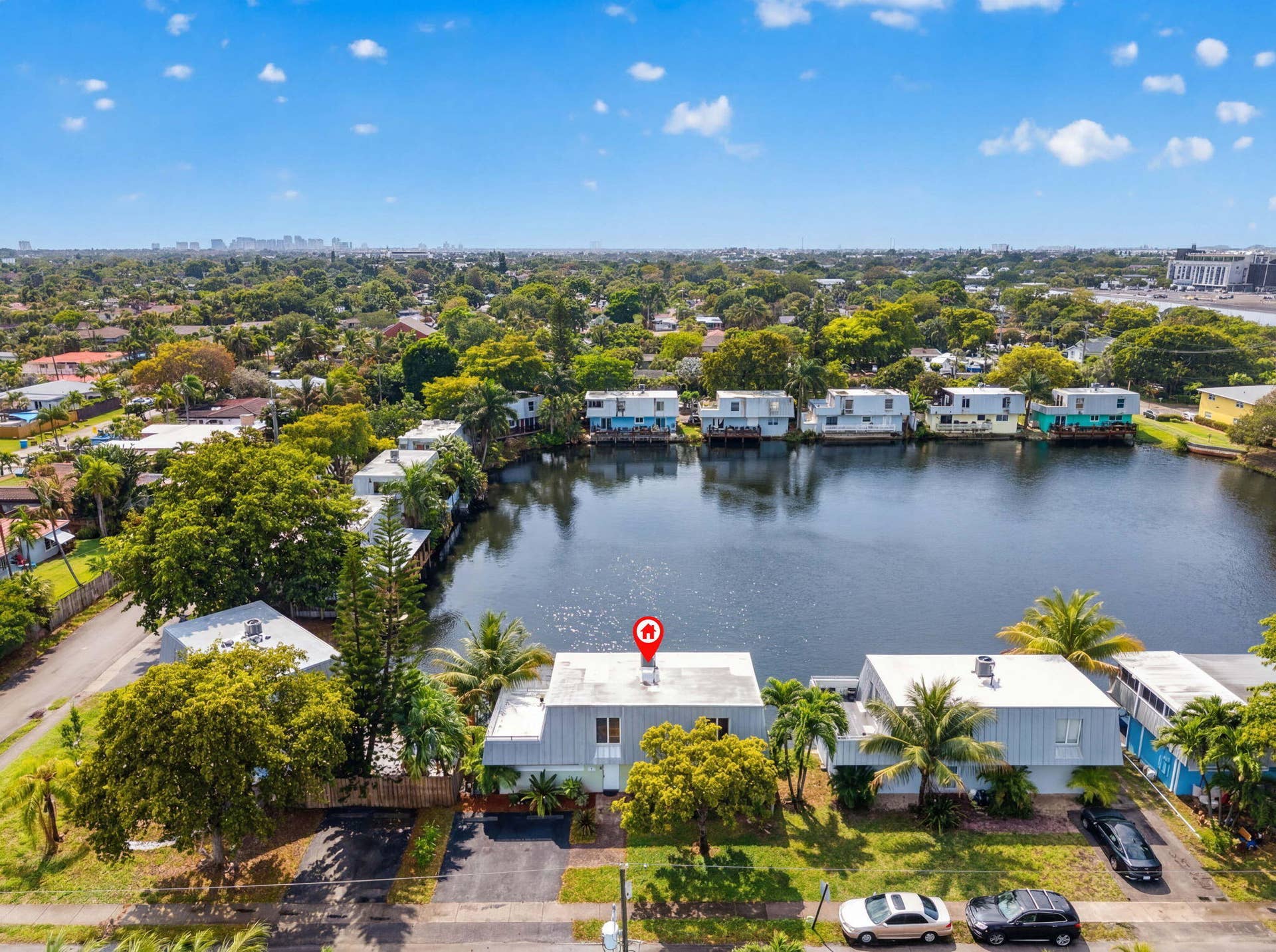 1380 NE 40th Drive, Oakland Park, FL 33334 19-web-or-mls-hf_20260412_213457_2f5ef23