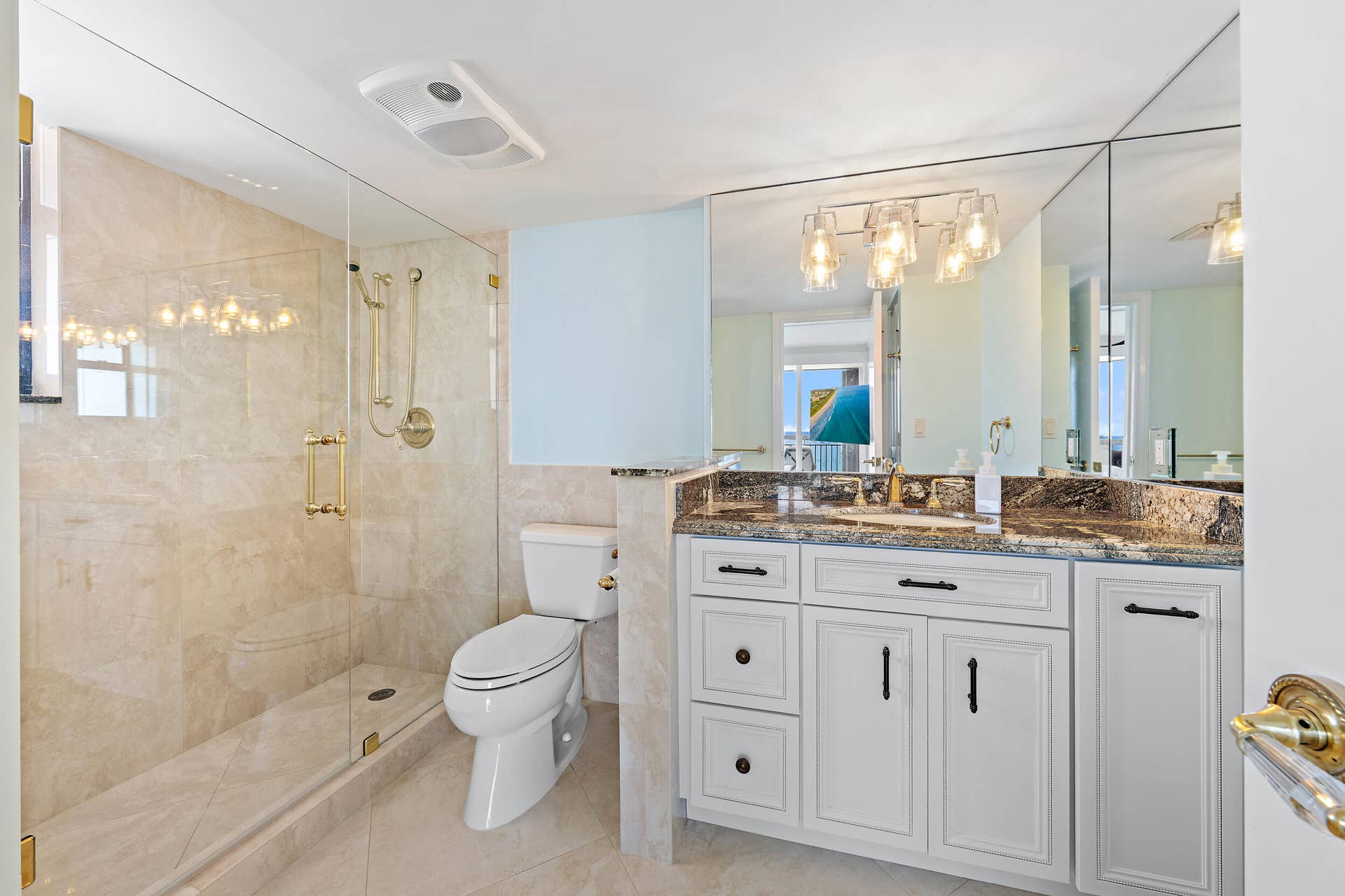 5380 N Ocean Drive, #22i, Singer Island, FL 33404 3rd Bedroom~ Den~Office En-Suite Bath