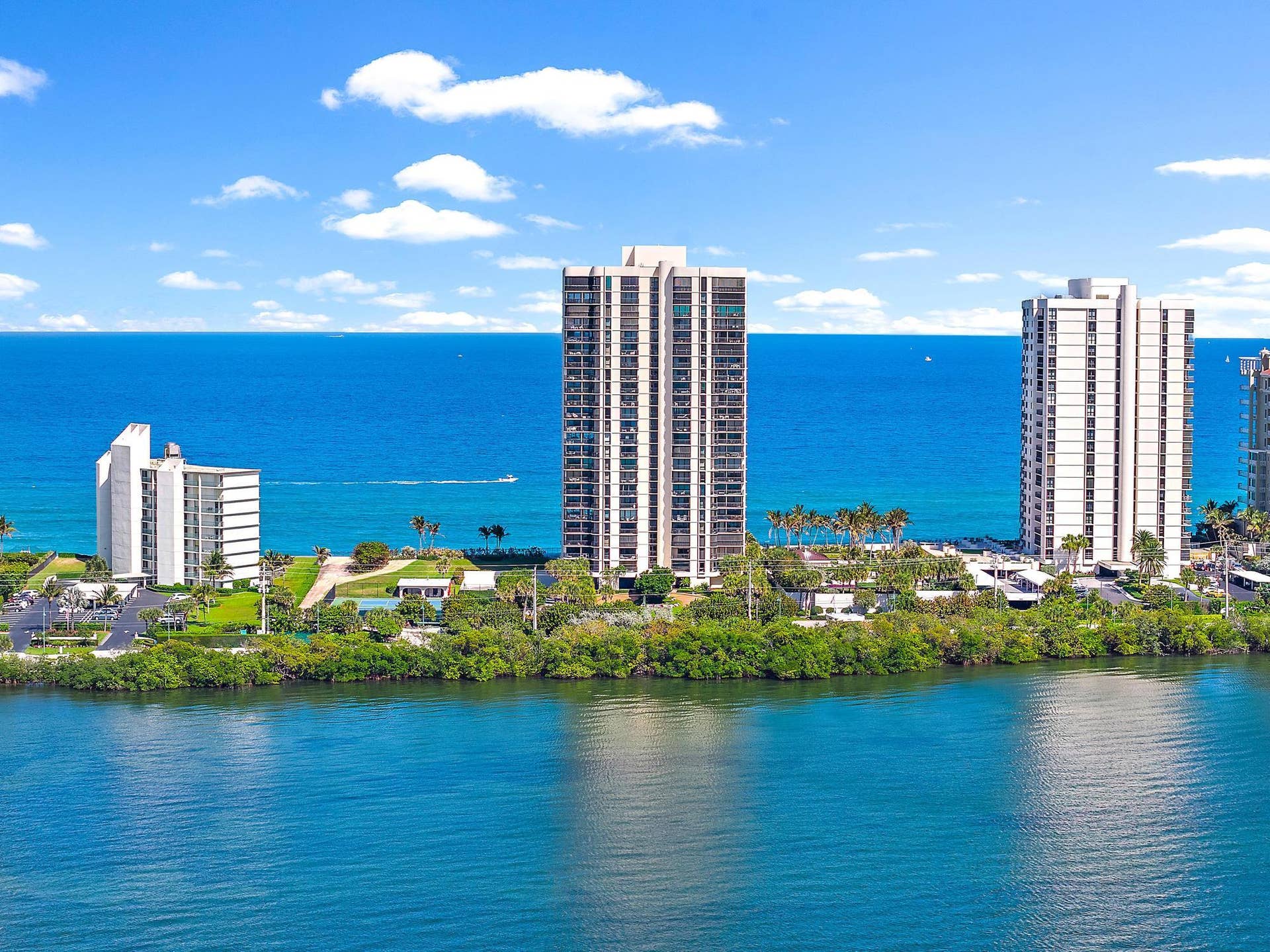 5380 N Ocean Drive, #22i, Singer Island, FL 33404 Eastpointe II