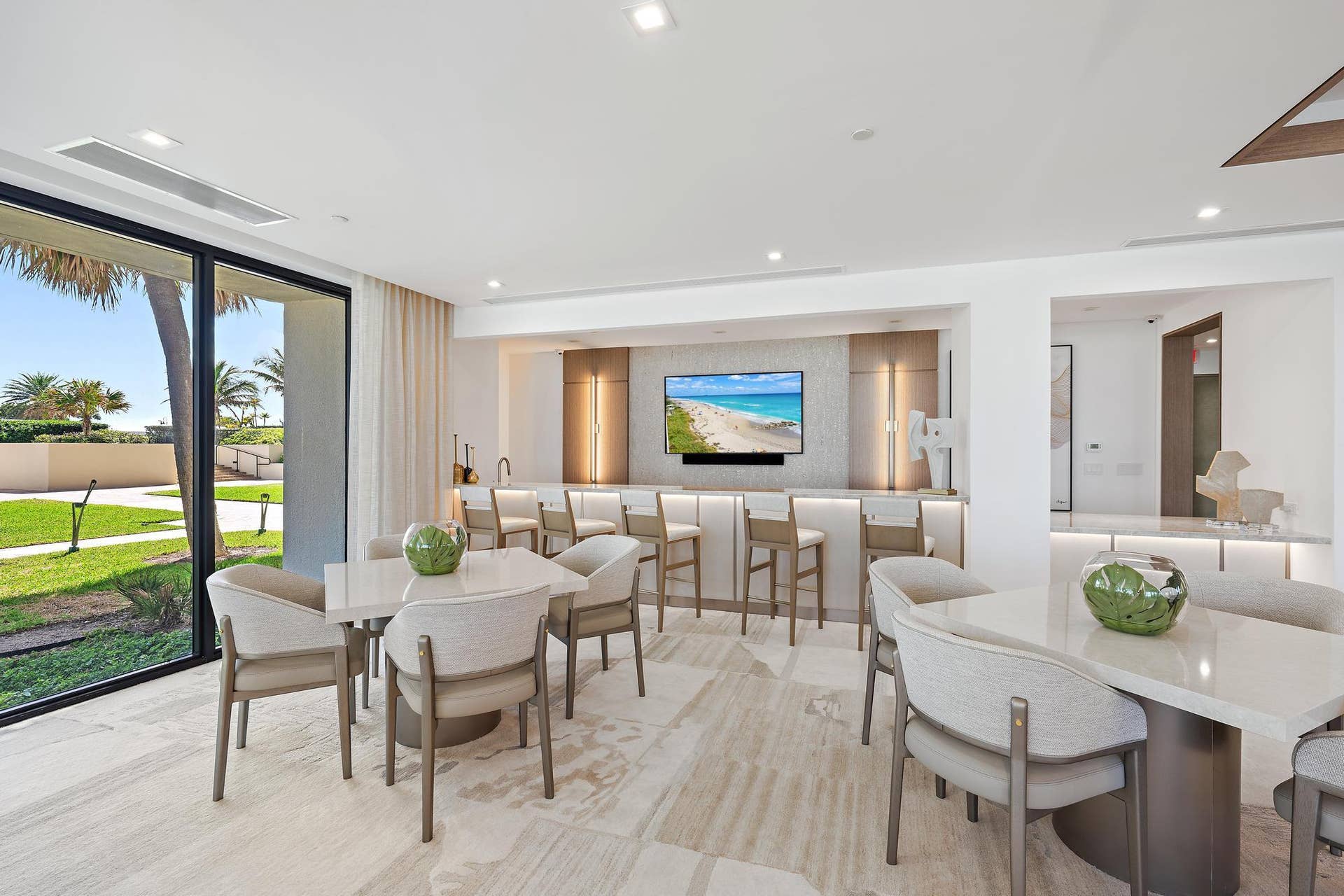 5380 N Ocean Drive, #22i, Singer Island, FL 33404 Eastpointe II~ Club Room