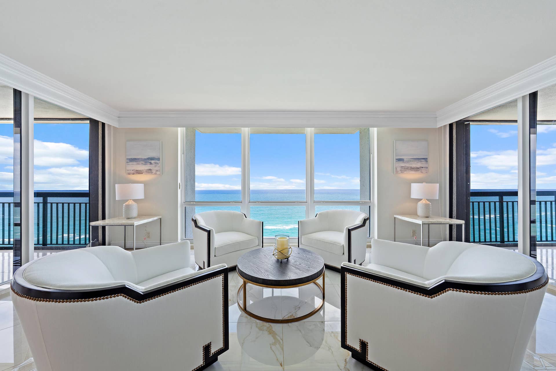 5380 N Ocean Drive, #22i, Singer Island, FL 33404 Main Living Space