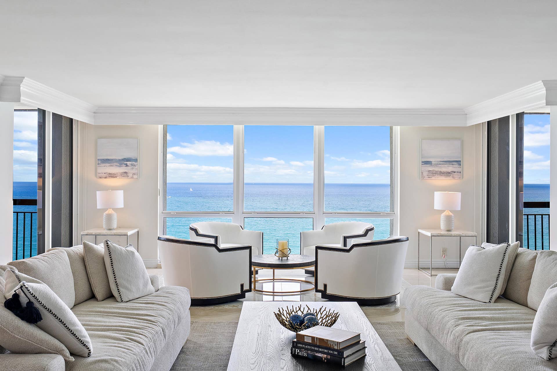 5380 N Ocean Drive, #22i, Singer Island, FL 33404 Main Living Space