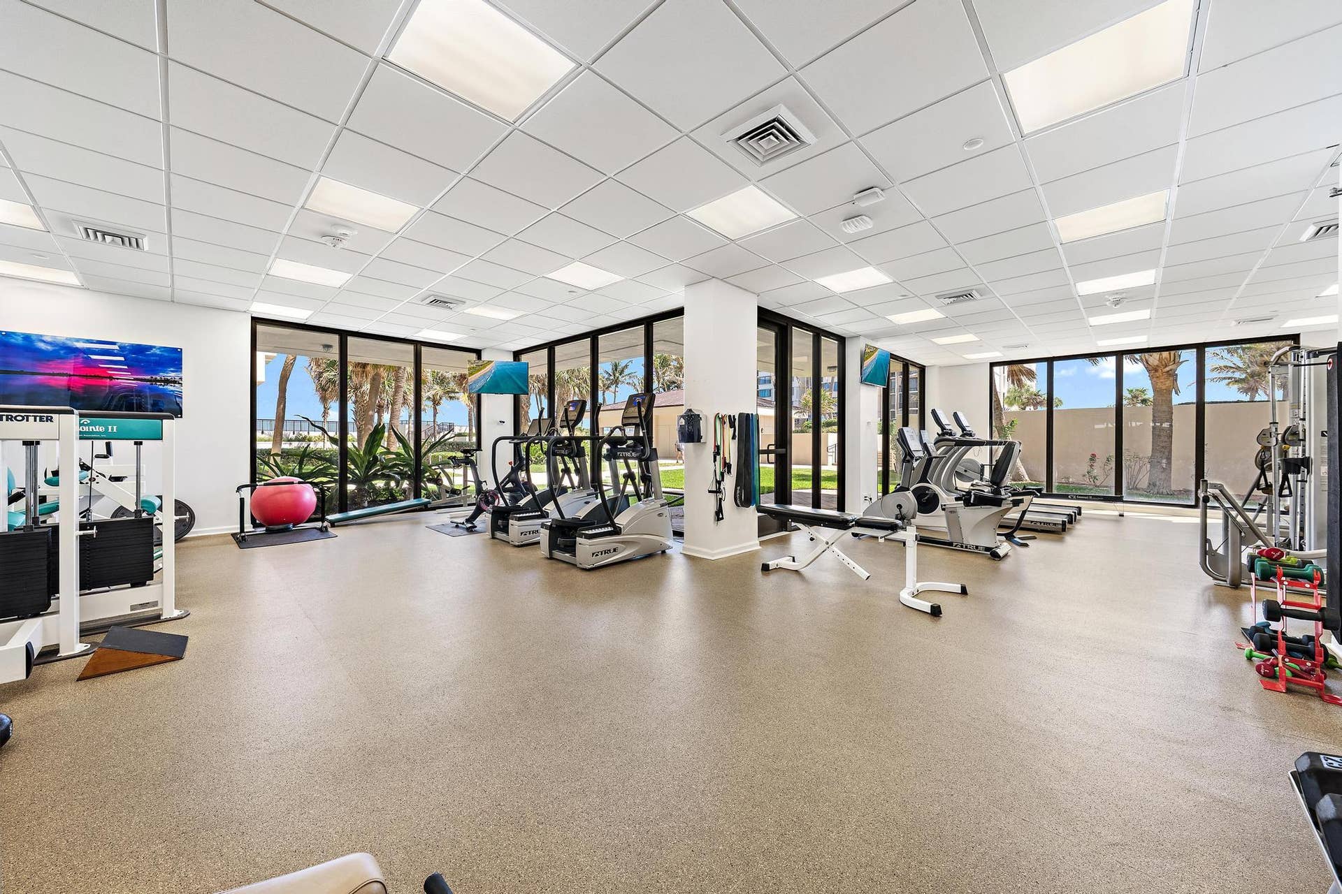 5380 N Ocean Drive, #22i, Singer Island, FL 33404 Fitness Room
