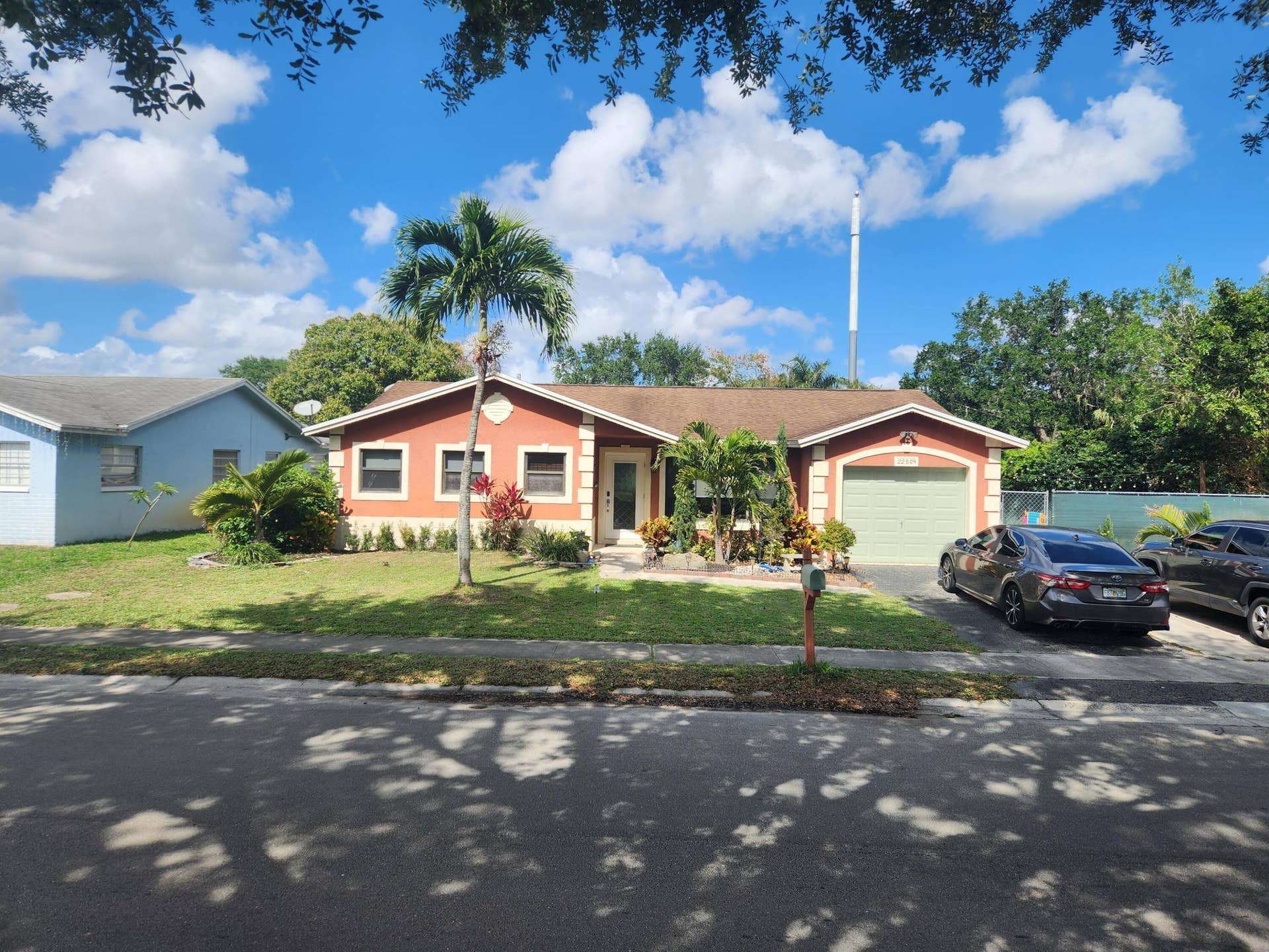 22504 SW 65th Avenue, Boca Raton, FL 33428 Dave house front