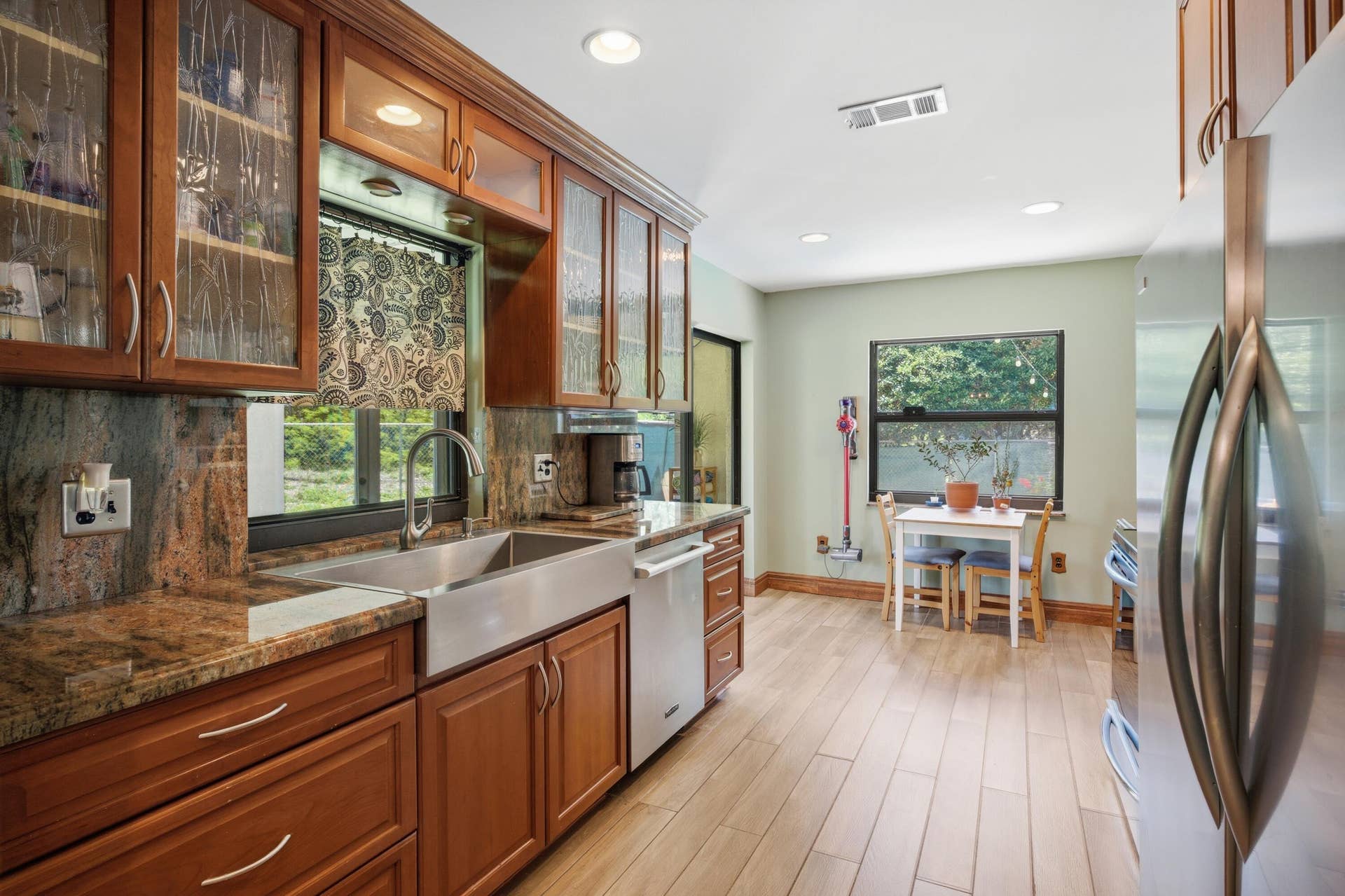 22504 SW 65th Avenue, Boca Raton, FL 33428 dave kitchen counter