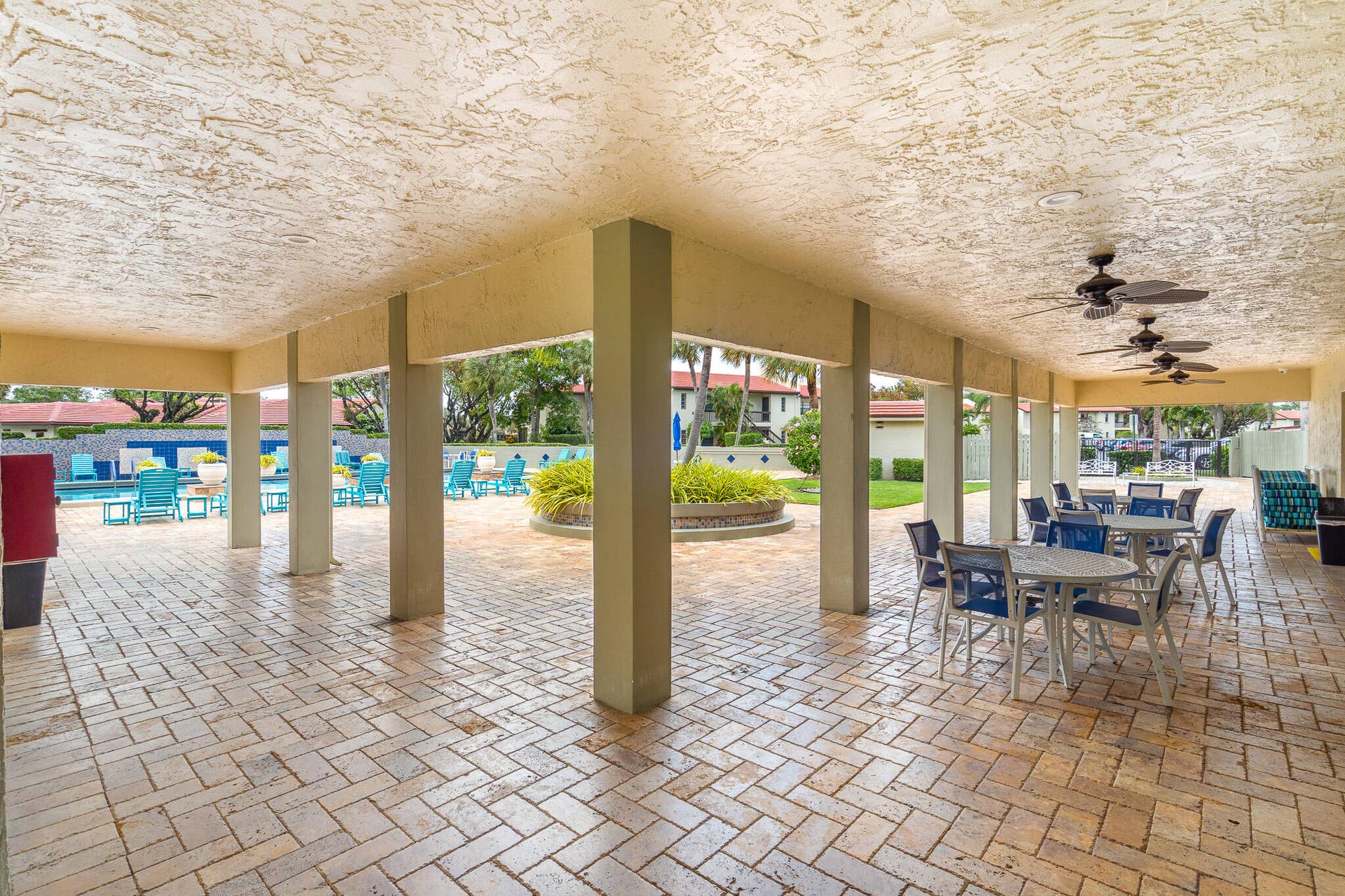 21218 Lago Circle, #F, Boca Raton, FL 33433 DSC02221