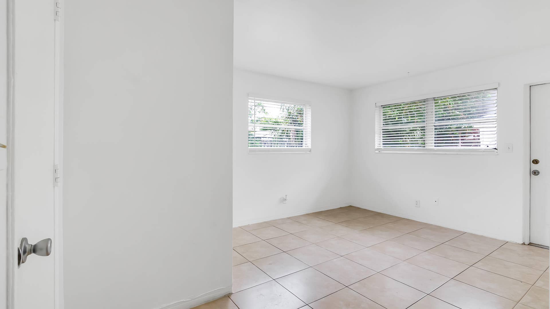 711 SE 15th Street, #5, Fort Lauderdale, FL 33316 DSC02993