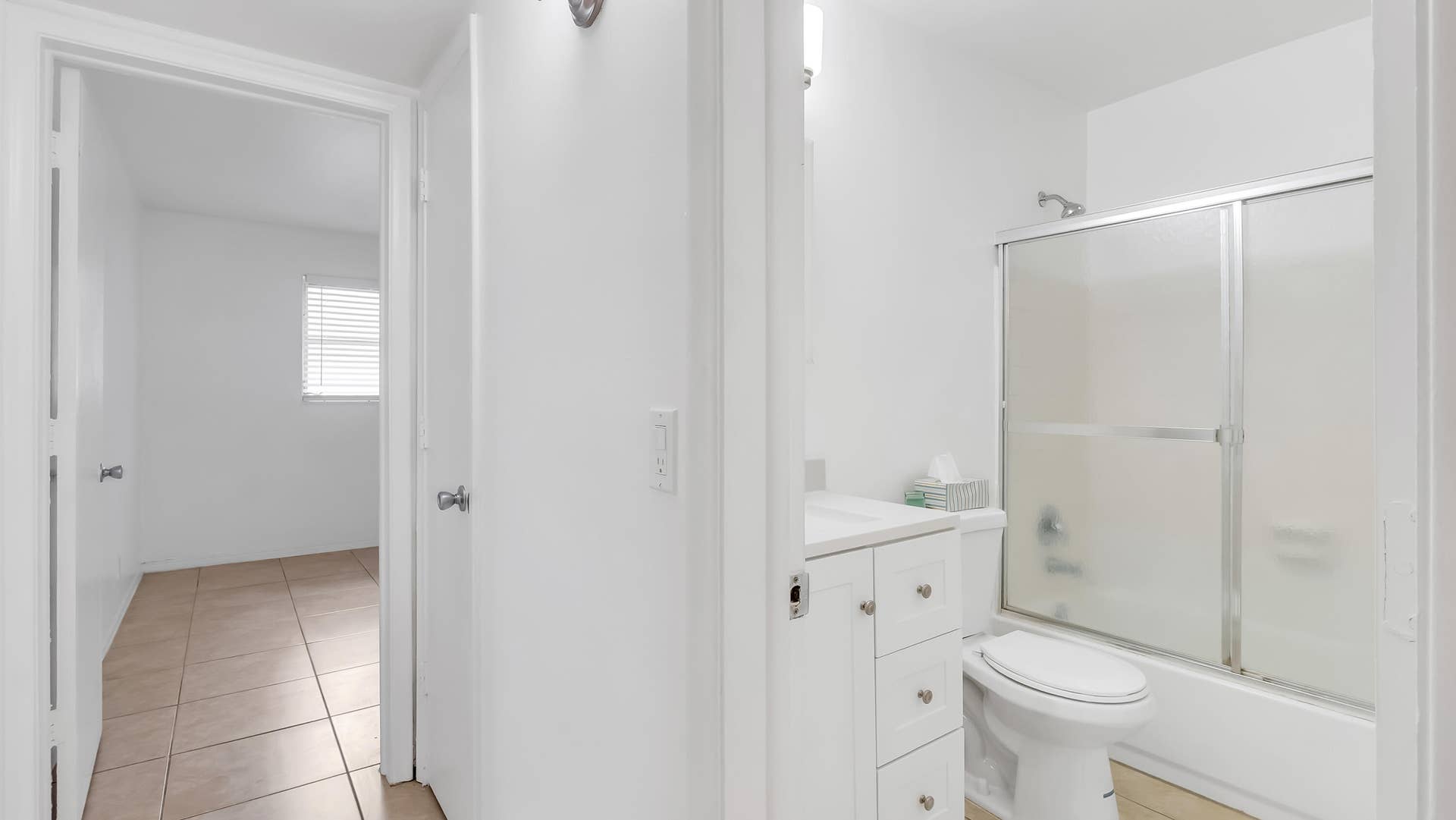 711 SE 15th Street, #5, Fort Lauderdale, FL 33316 DSC02972