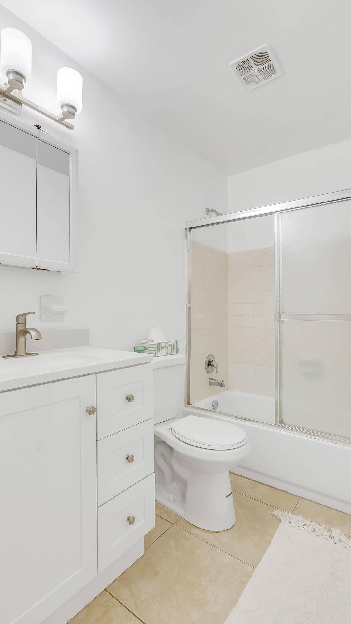 711 SE 15th Street, #5, Fort Lauderdale, FL 33316 DSC02981
