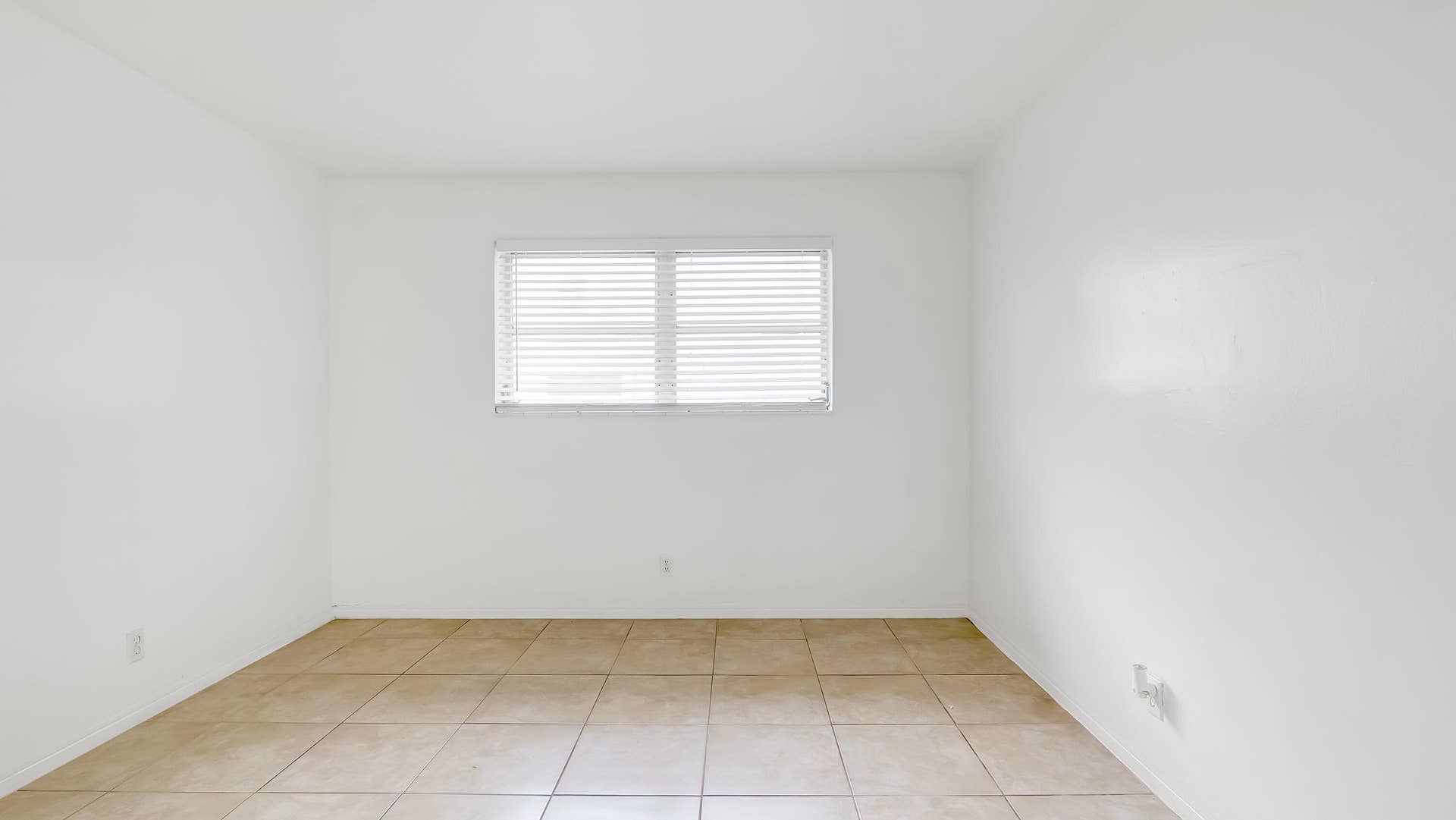 711 SE 15th Street, #5, Fort Lauderdale, FL 33316 DSC02990