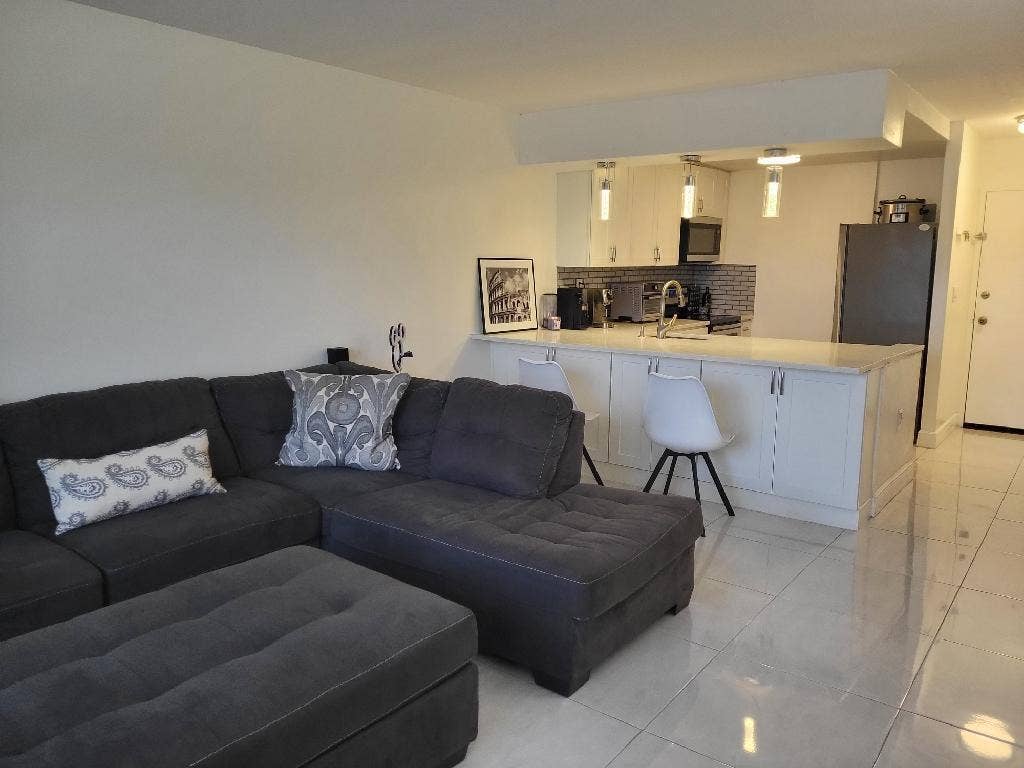 Living Room /Kitchen