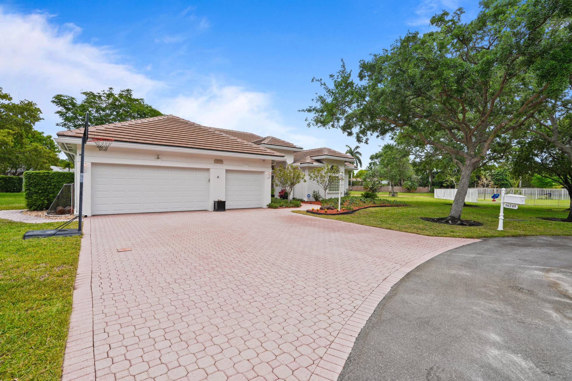 16245 Seneca Circle, Davie, FL 33331 DSC03736