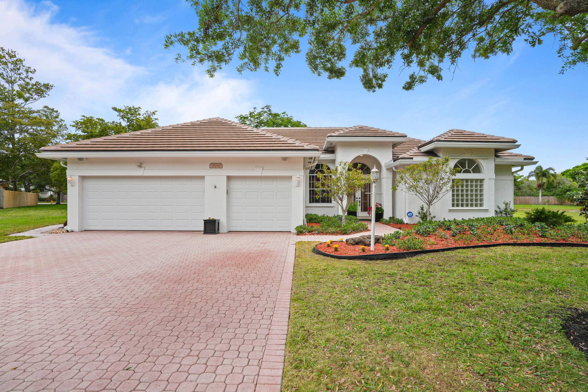 16245 Seneca Circle, Davie, FL 33331 DSC03733