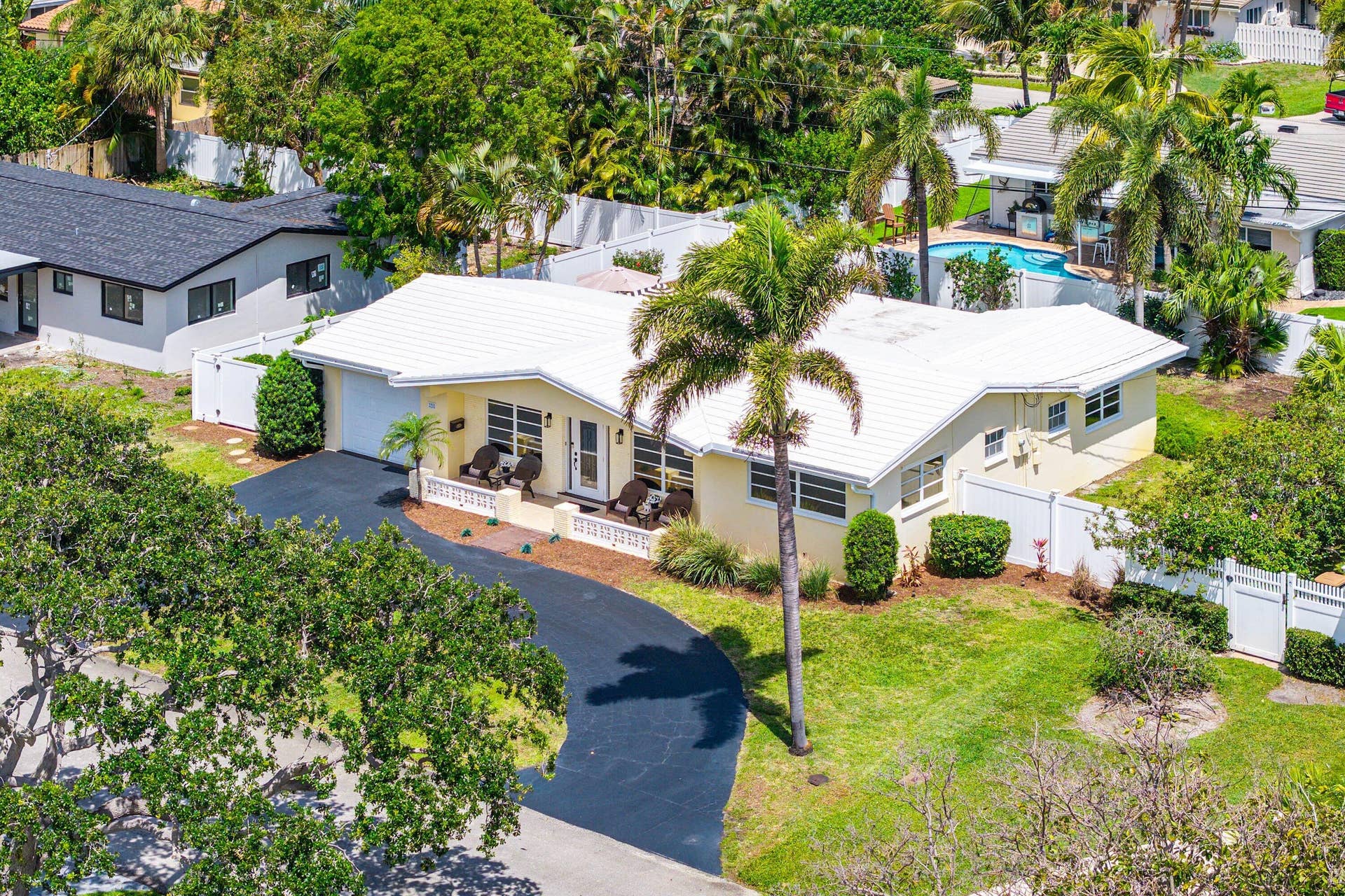2741 NE 52nd Street, Lighthouse Point, FL 33064 044-2741Northeast52ndStreet-LighthousePo