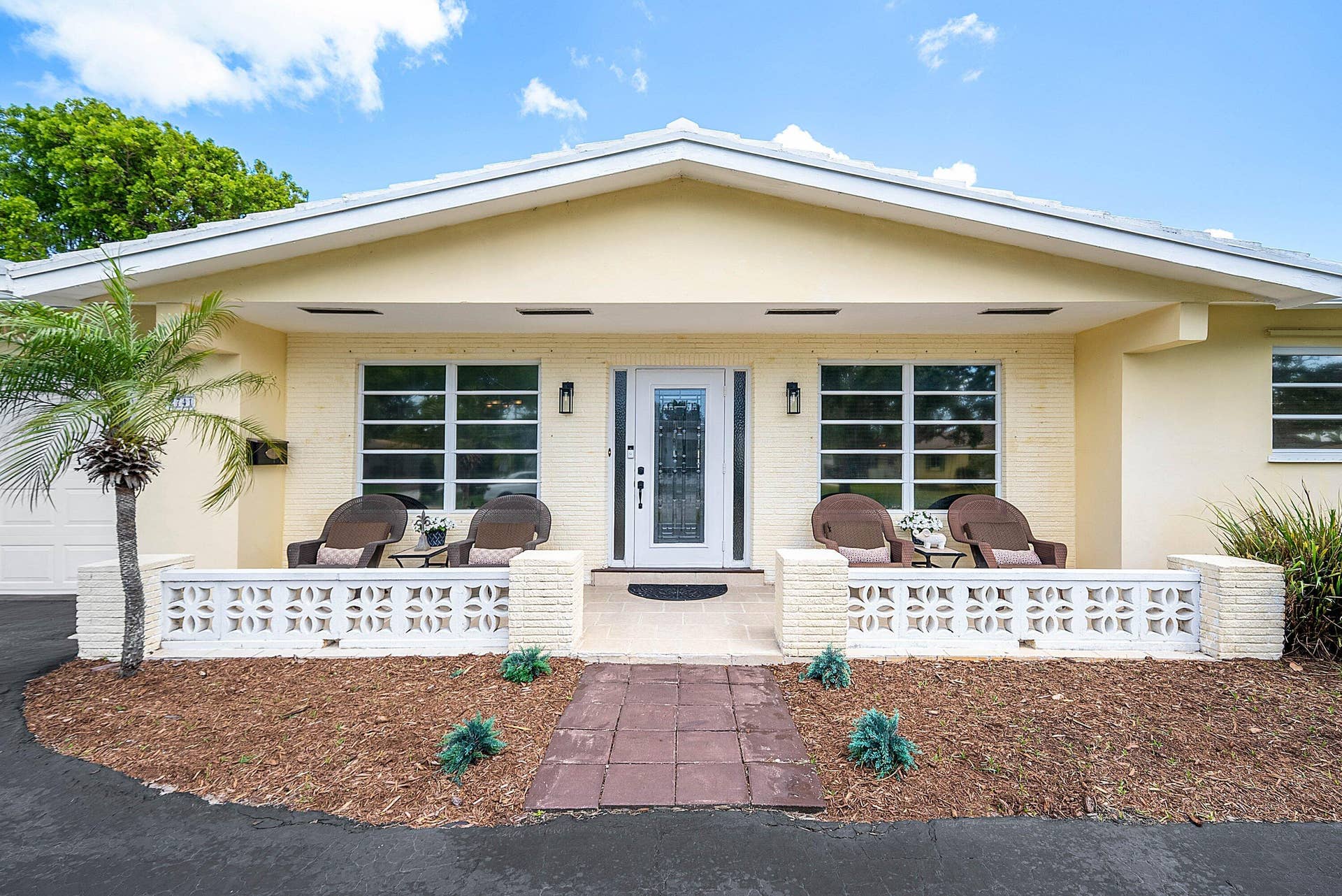 2741 NE 52nd Street, Lighthouse Point, FL 33064 004-2741Northeast52ndStreet-LighthousePo