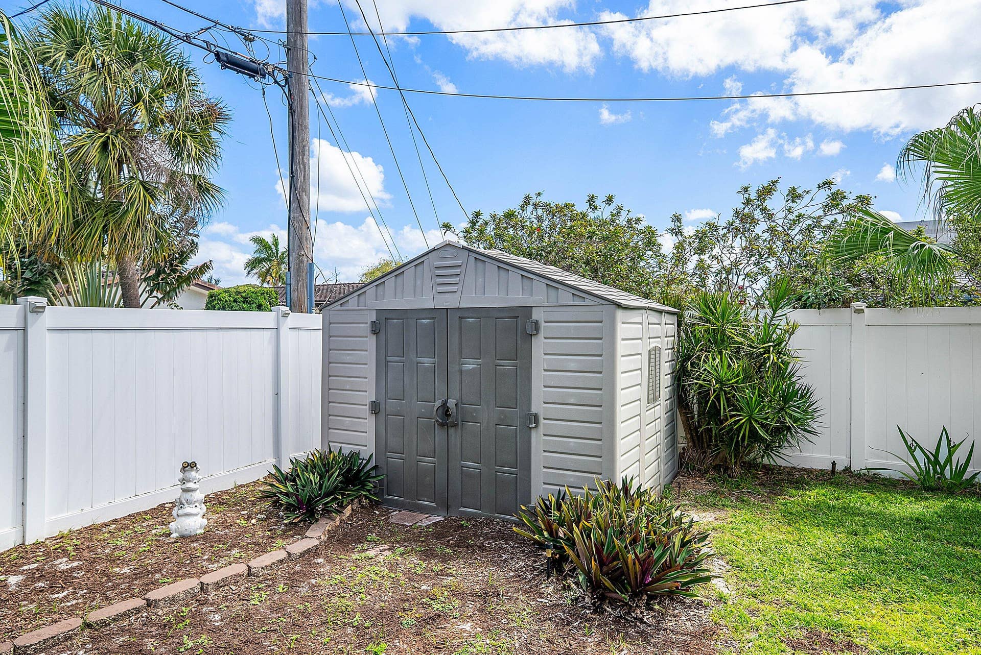 2741 NE 52nd Street, Lighthouse Point, FL 33064 042-2741Northeast52ndStreet-LighthousePo