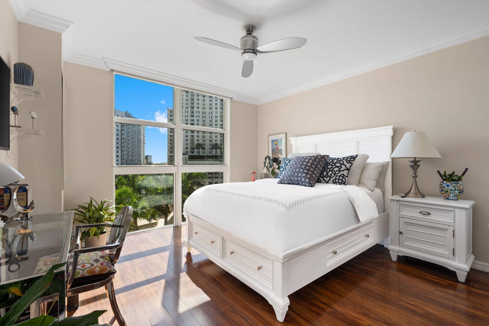 347 N New River Dr Drive E, #610, Fort Lauderdale, FL 33301 11-web-or-mls-A7R01807 copy