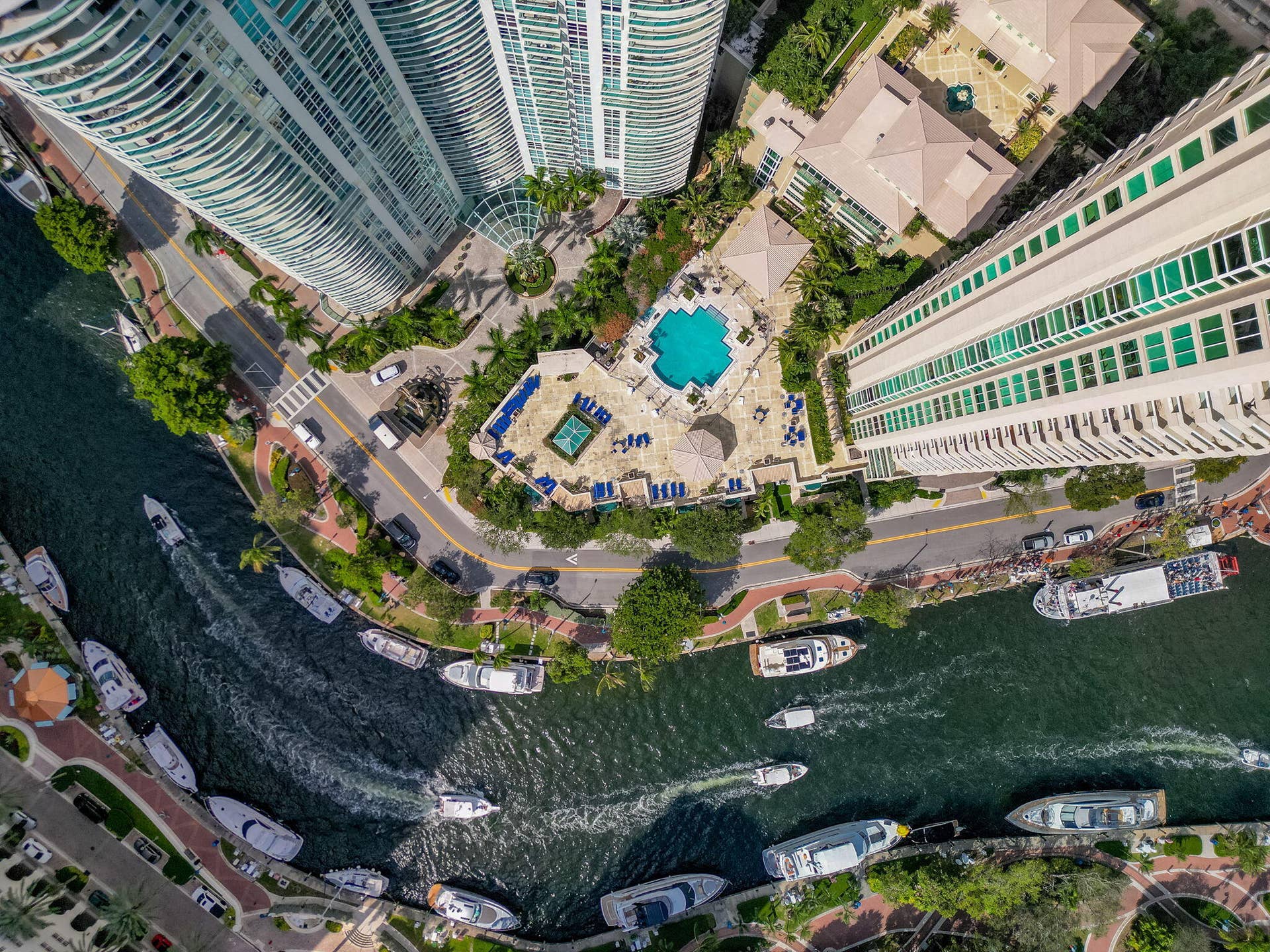347 N New River Dr Drive E, #610, Fort Lauderdale, FL 33301 31-web-or-mls-29-print-DJI_0558