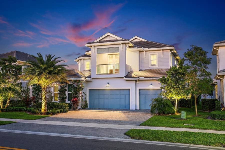 Property photo for 9338 Crestview Circle, Palm Beach Gardens, FL