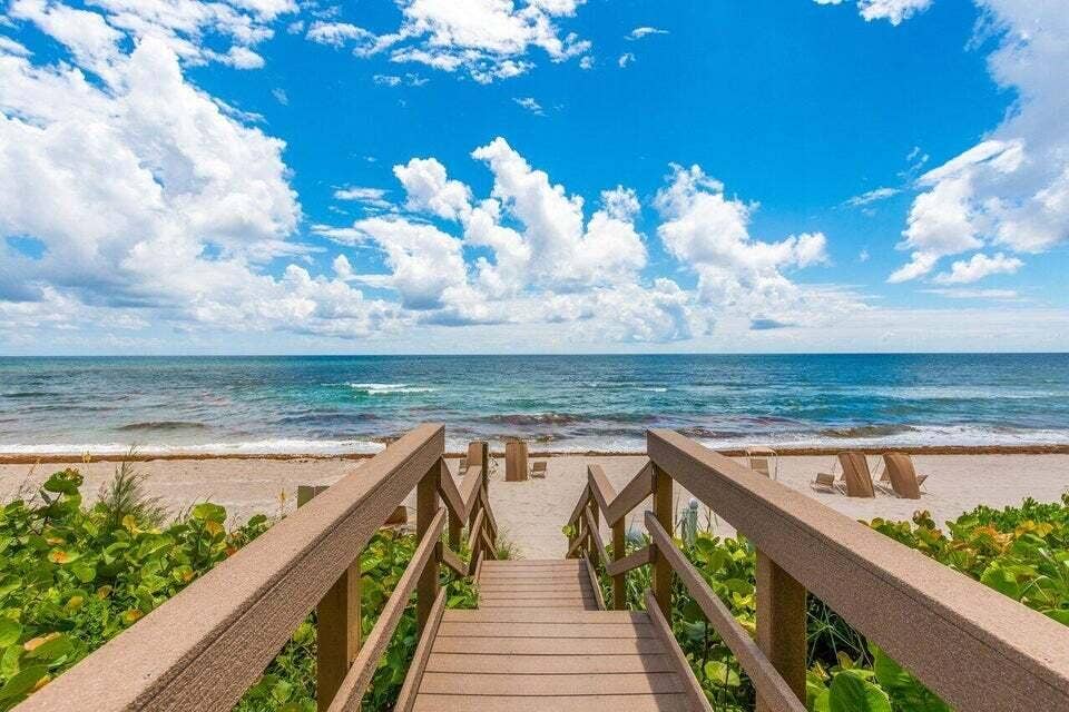 TOSCANA BEACH WALKWAY