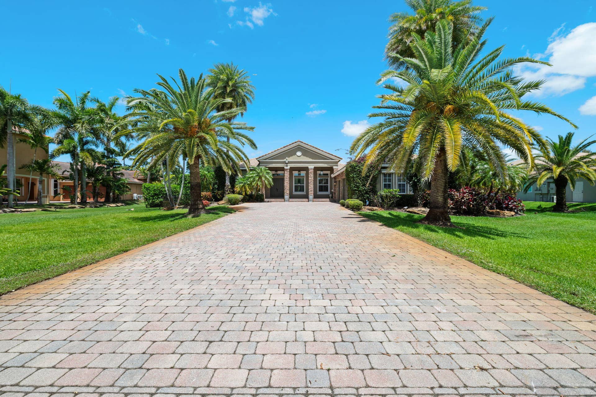 3-web-or-mls-11371-nw-6th-st