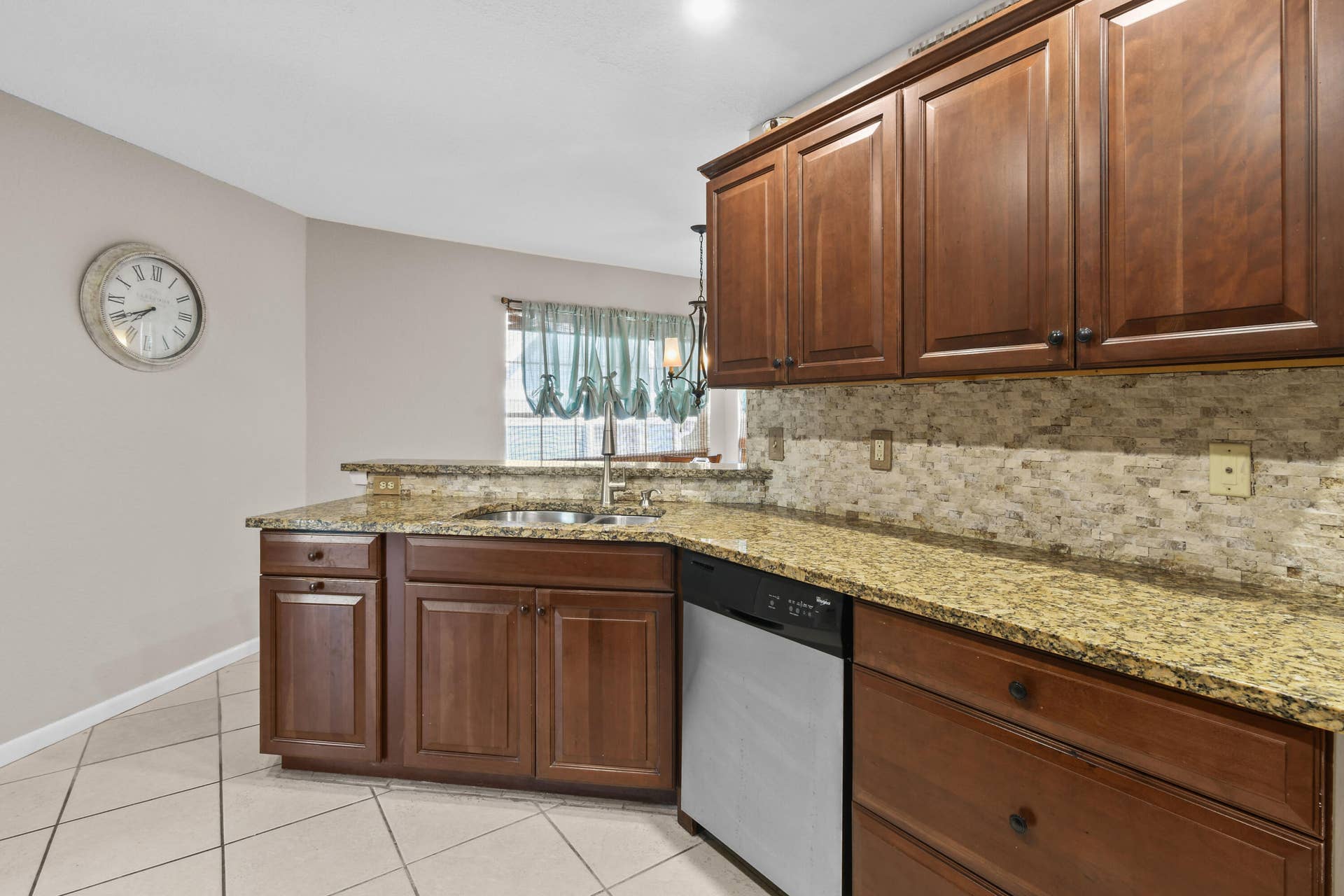 1003 Ocean Dunes Circle, Jupiter, Jupiter, FL 33477 Granite counter tops