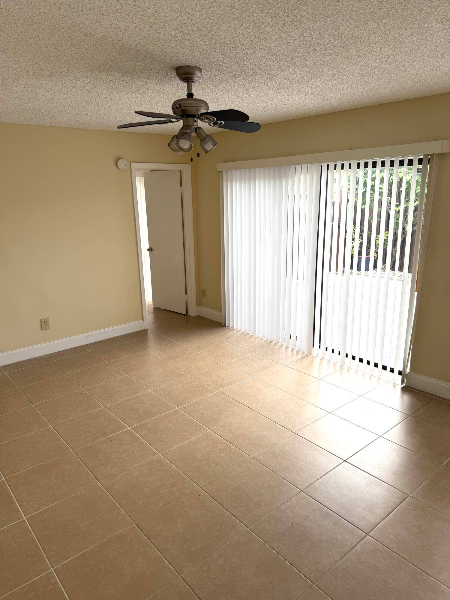 8461 Boca Rio Drive, Boca Raton, FL 33433 ANOTHER VIEW