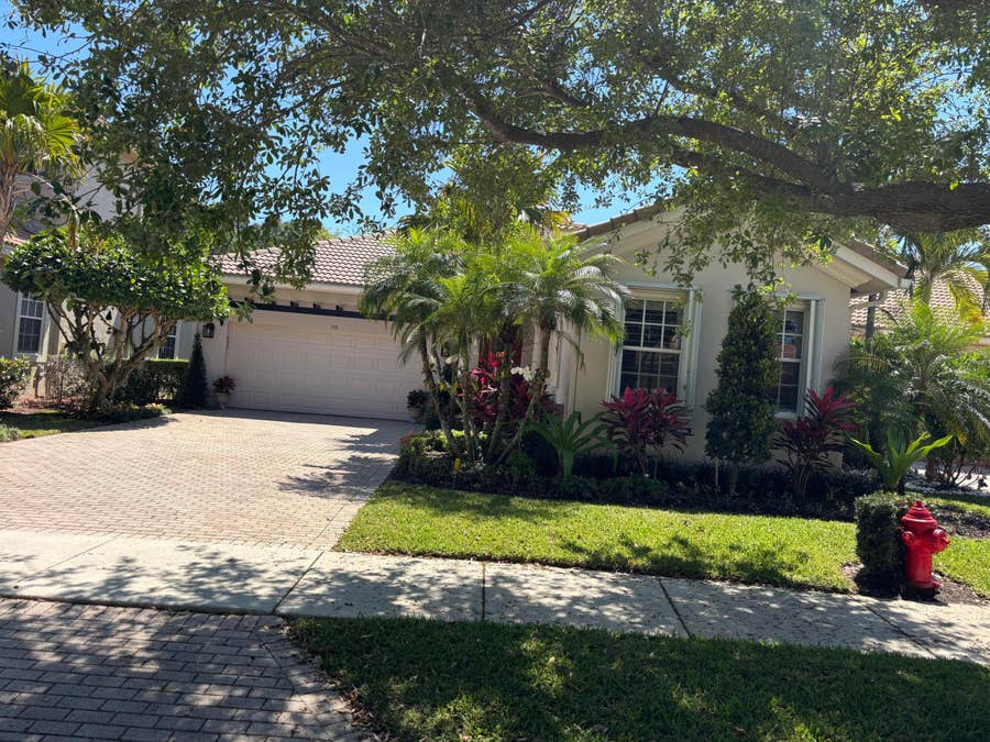 Property photo for 140 Via Rosina, Jupiter, FL