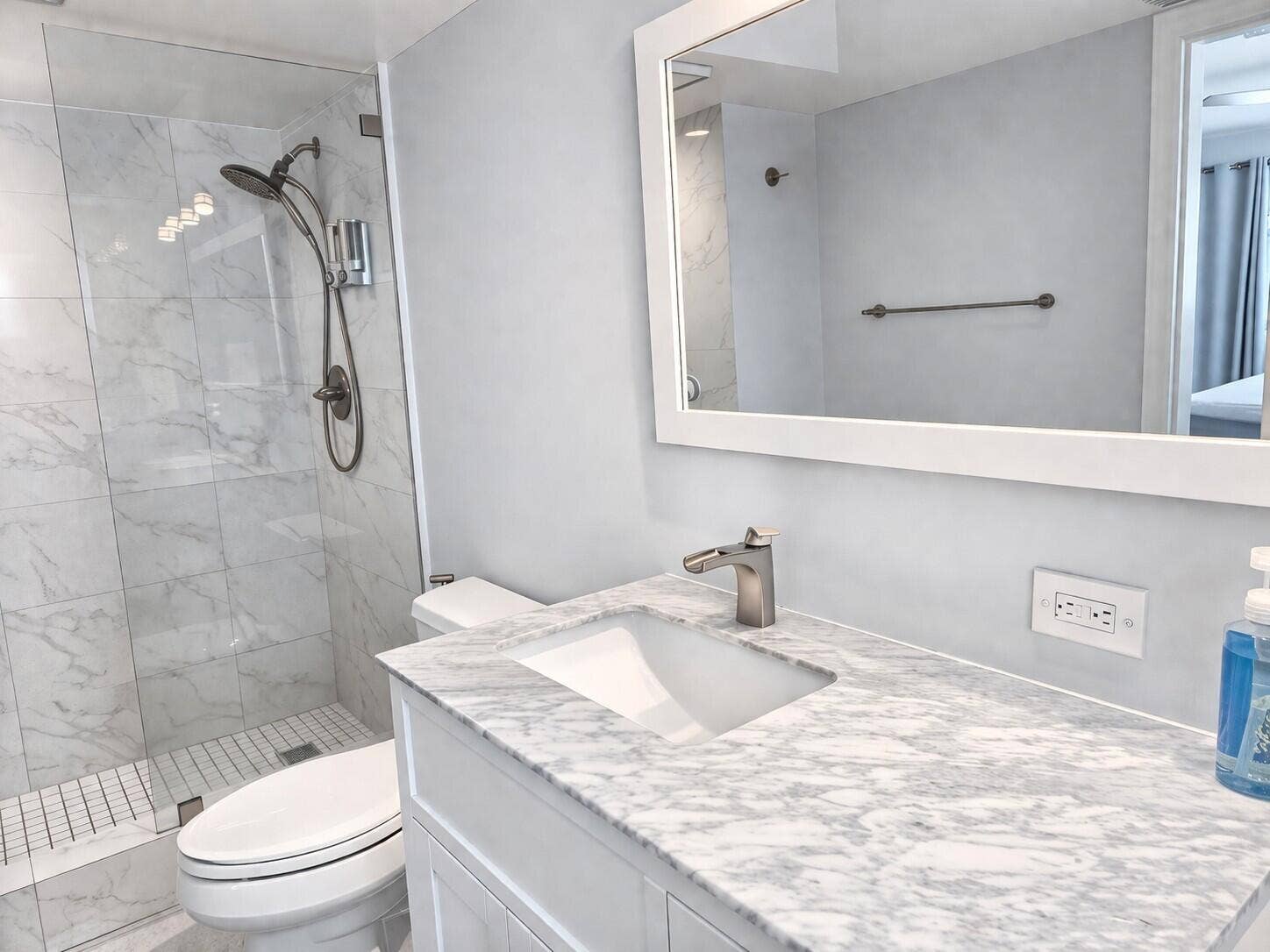3910 NE 26th Avenue, Lighthouse Point, FL 33064 Bath 6