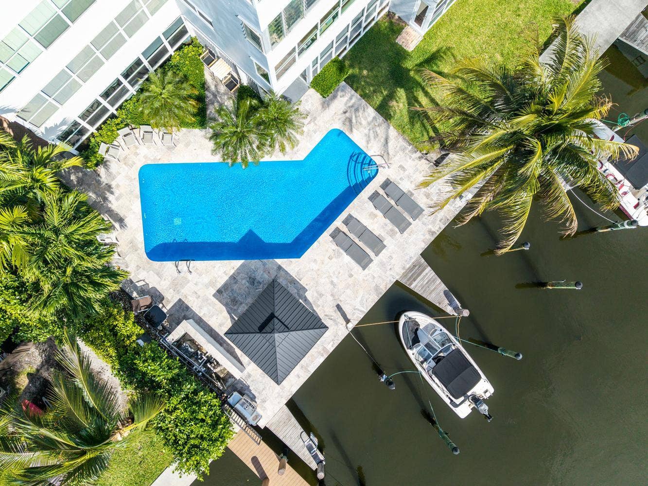 40 Isle Of Venice Drive, #9, Fort Lauderdale, FL 33301 40 Isle of Venice Dr Fort-large-004-014-