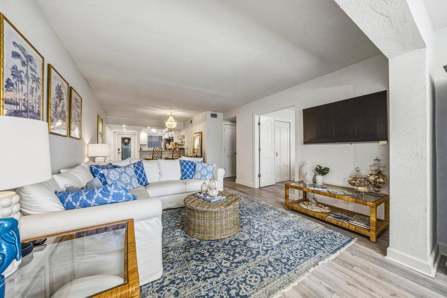 40 Isle Of Venice Drive, #9, Fort Lauderdale, FL 33301 40 Isle of Venice Dr Fort-large-035-018-