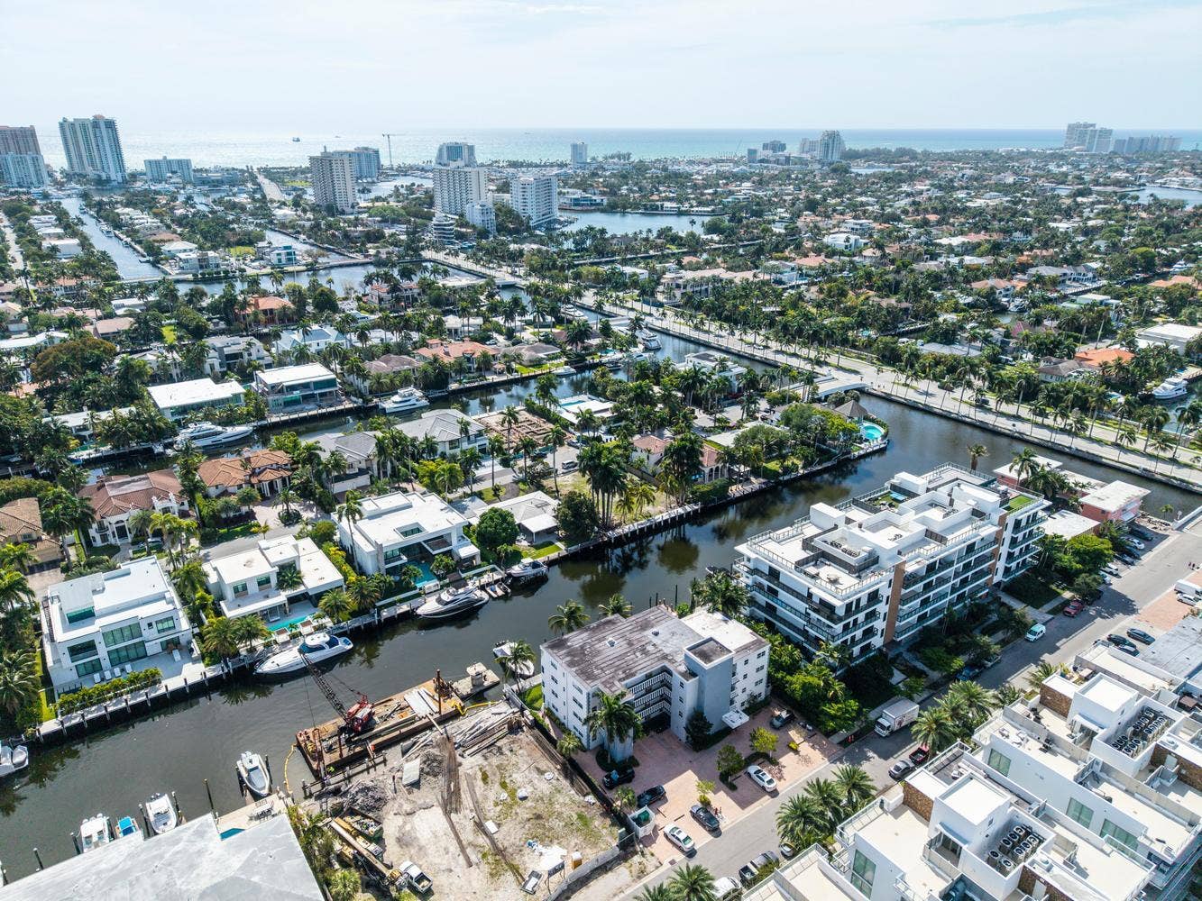 40 Isle Of Venice Drive, #9, Fort Lauderdale, FL 33301 40 Isle of Venice Dr Fort-large-008-029-