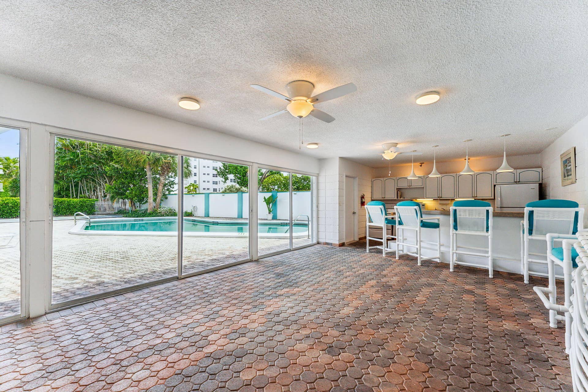 1470 S Ocean Boulevard, #1002, Lauderdale-By-The-Sea, Lauderdale By The Sea, FL 33062 29-web-or-mls-12-web-or-mls-DSC01168