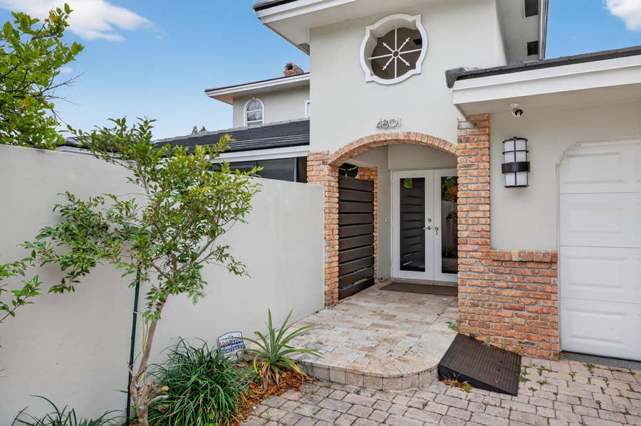 Property photo for 4801 NE 29th Avenue, Fort Lauderdale, FL