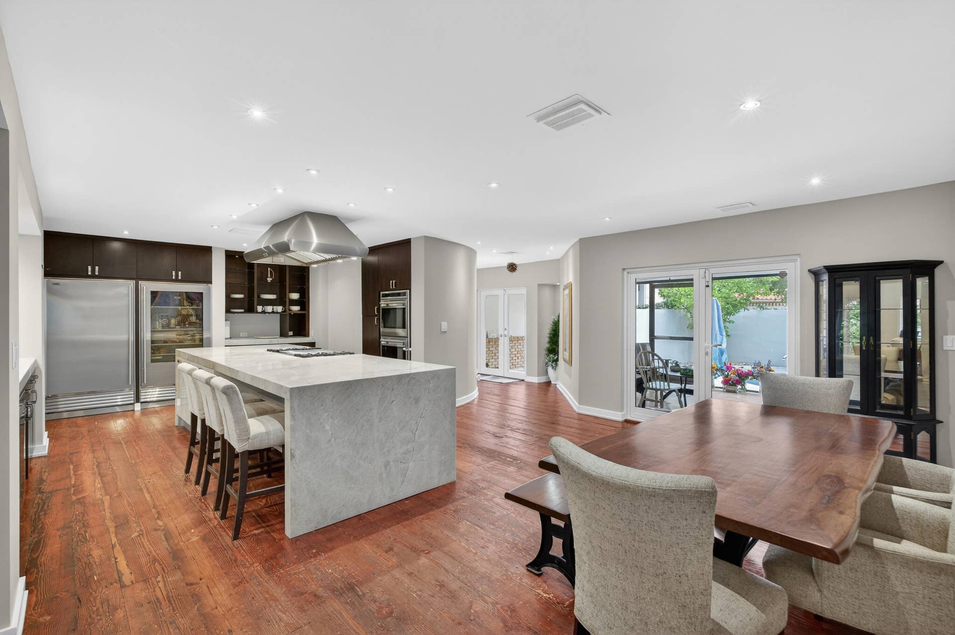 Natural Light from Screened Patio