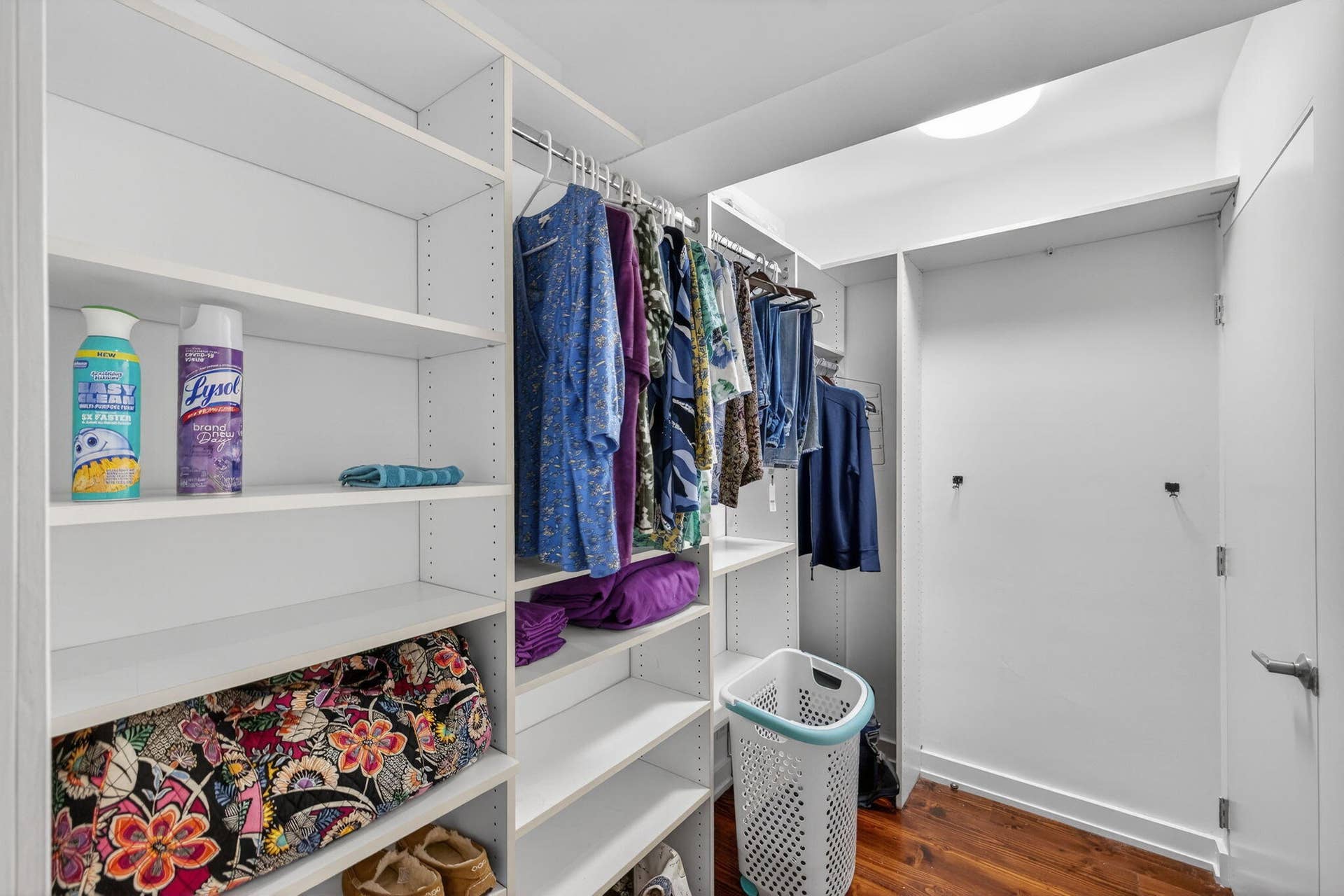 VIP Ensuite Walk In Closet 1