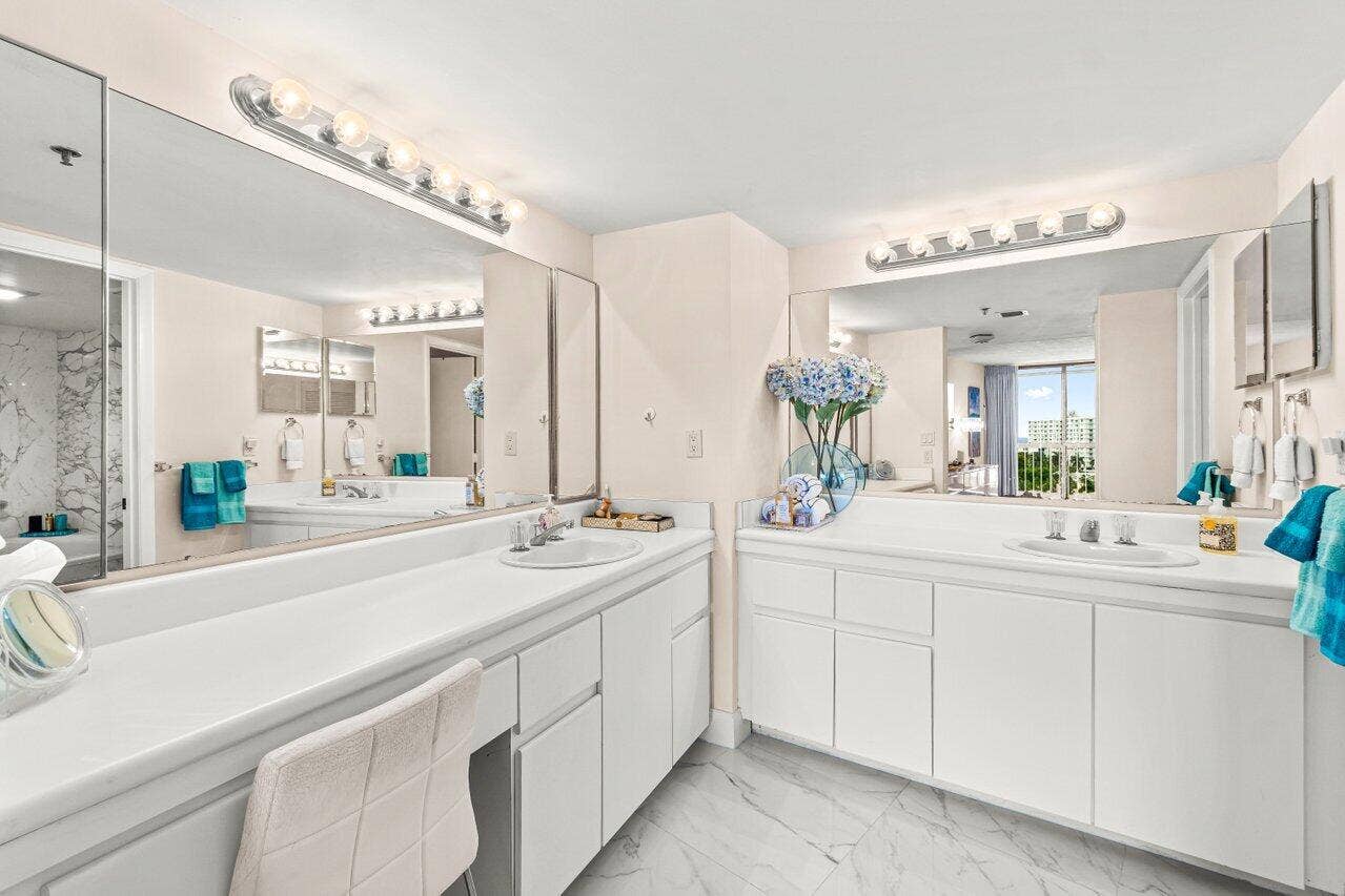 4740 S Ocean Boulevard, #903, Highland Beach, FL 33487 PRIMARY BATHROOM