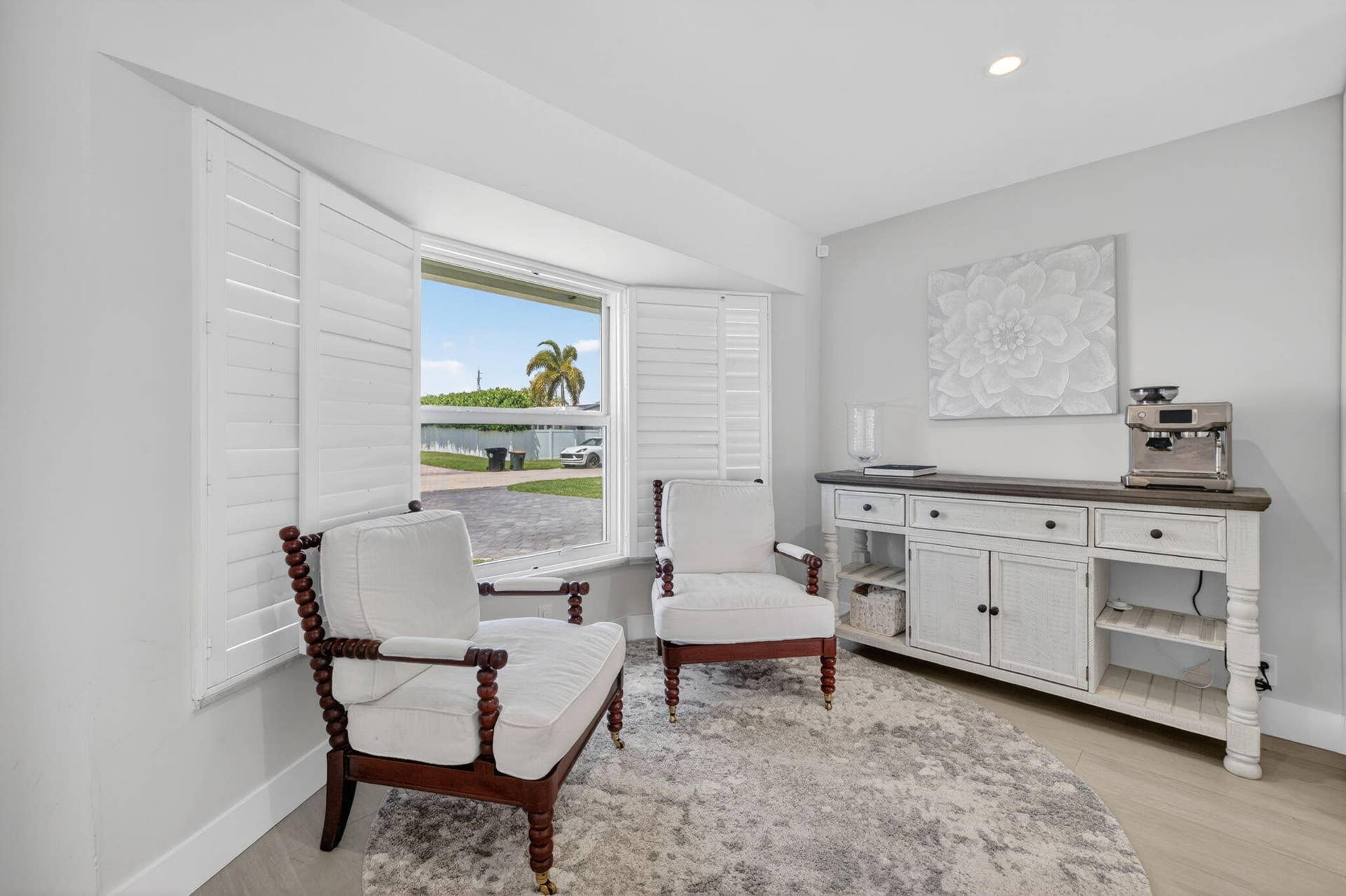 4460-Kitchen Nook