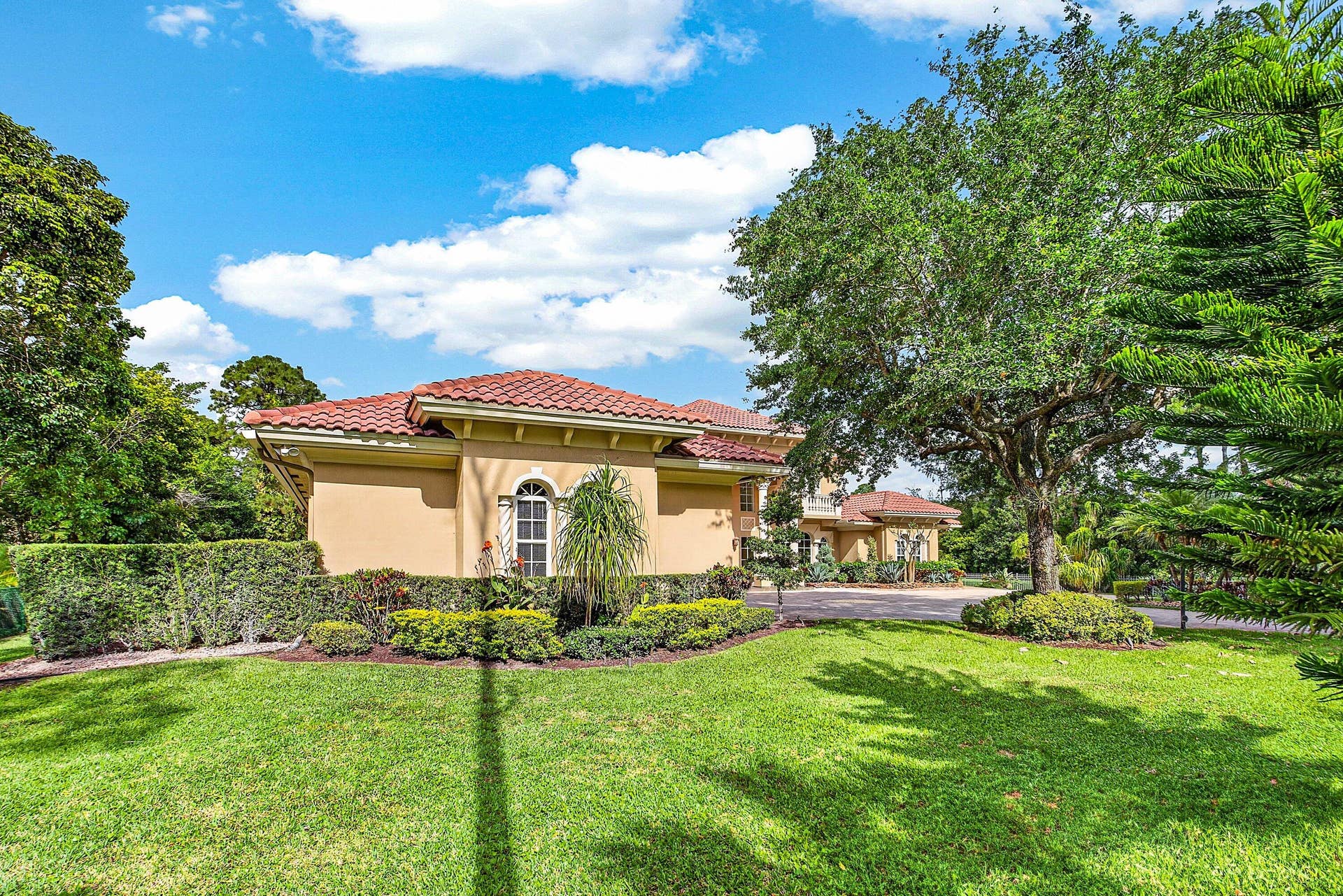 6071 NW 69th Way, Parkland, FL 33067 004-6071Northwest69thWay-Parkland-FL-330